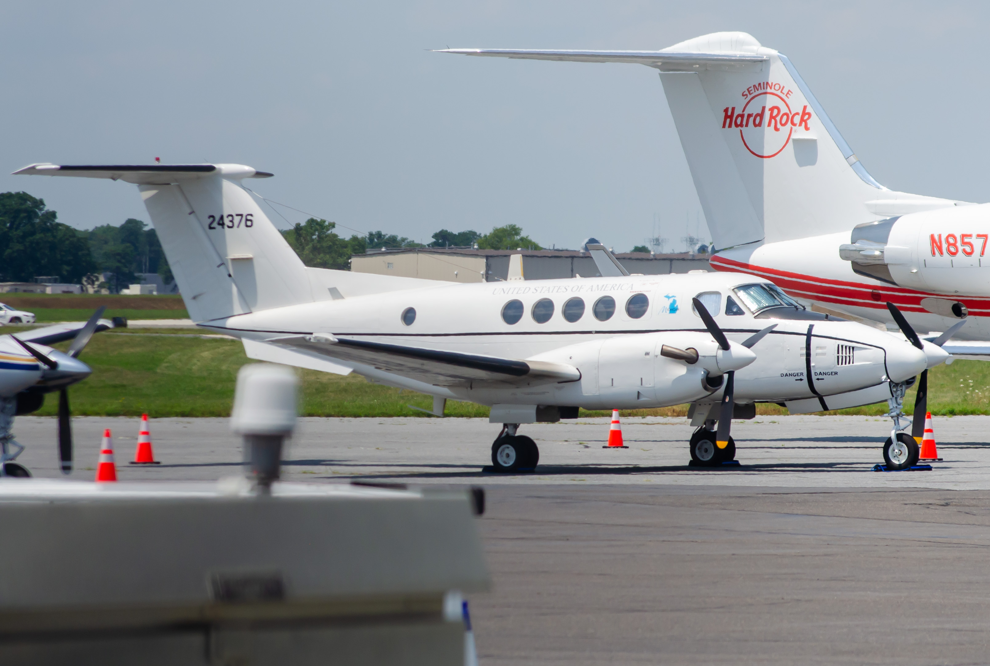 Full size: USA - United States Army Beechcraft C-12 8424367 at Atlantic City International Airport