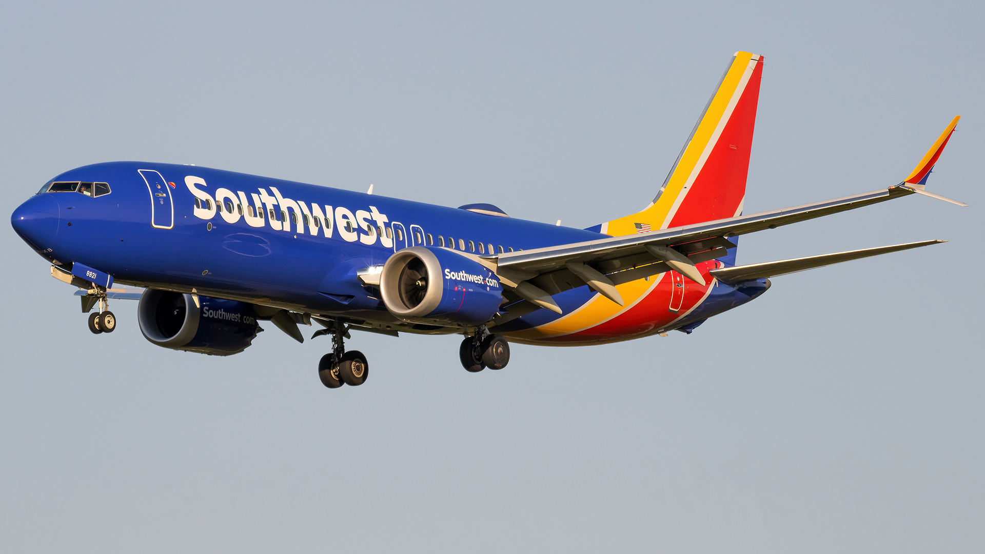 Full size: Southwest Airlines Boeing 737 MAX 8 N8821S at Baltimore/Washington International Thurgood Marshall Airport