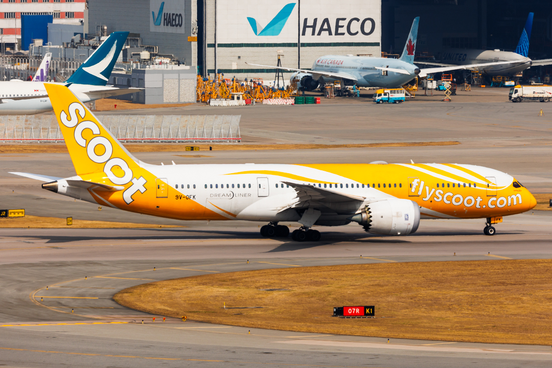 Full size: Scoot Boeing 787-8 9V-OFK at Hong Kong International Airport