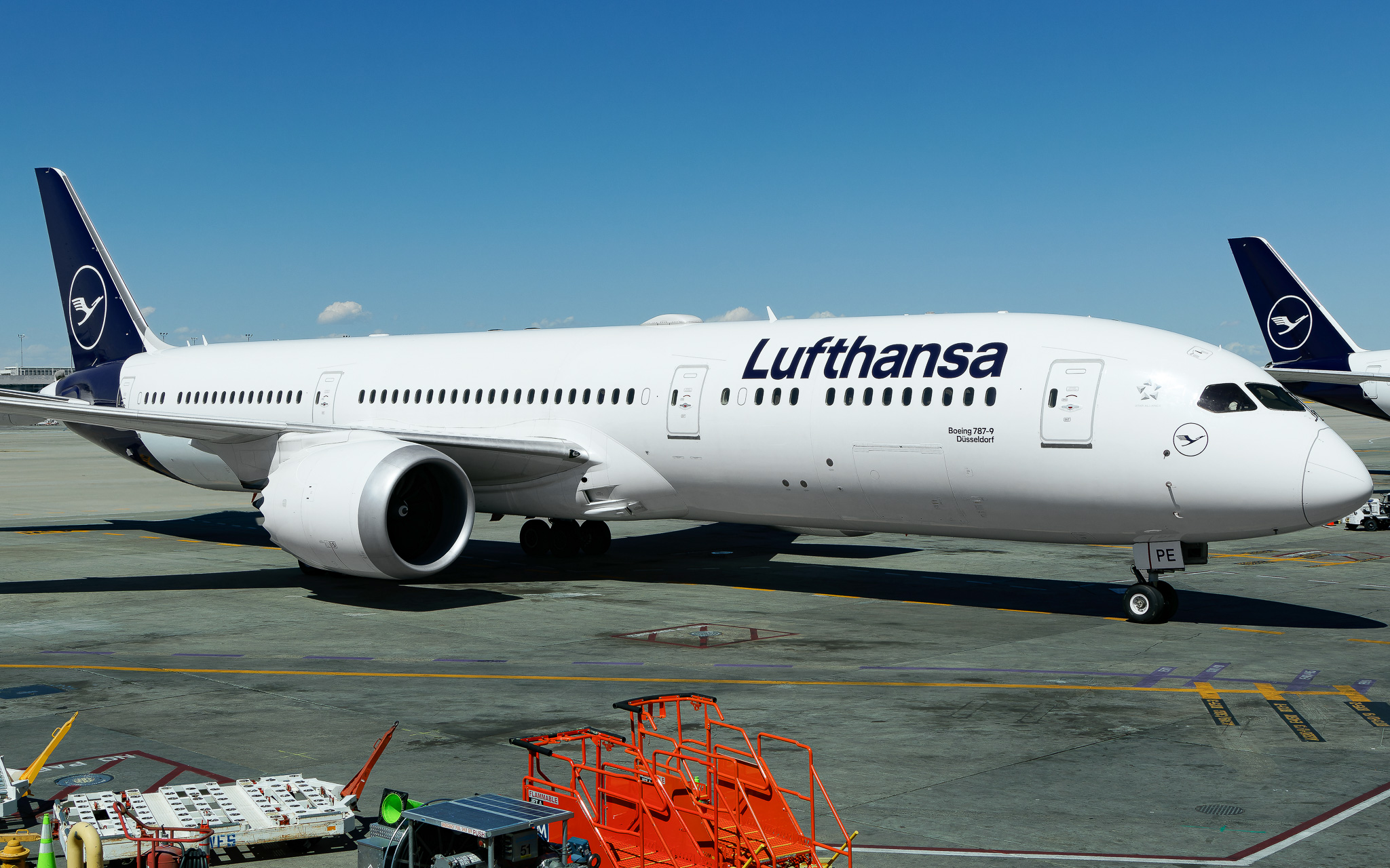 Full size: Lufthansa Boeing 787-9 D-ABPE at Denver International Airport
