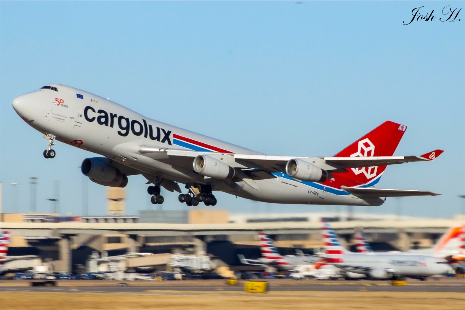 Full size: CargoLux Boeing 747-400F LX-RCV at Dallas-Fort Worth International Airport