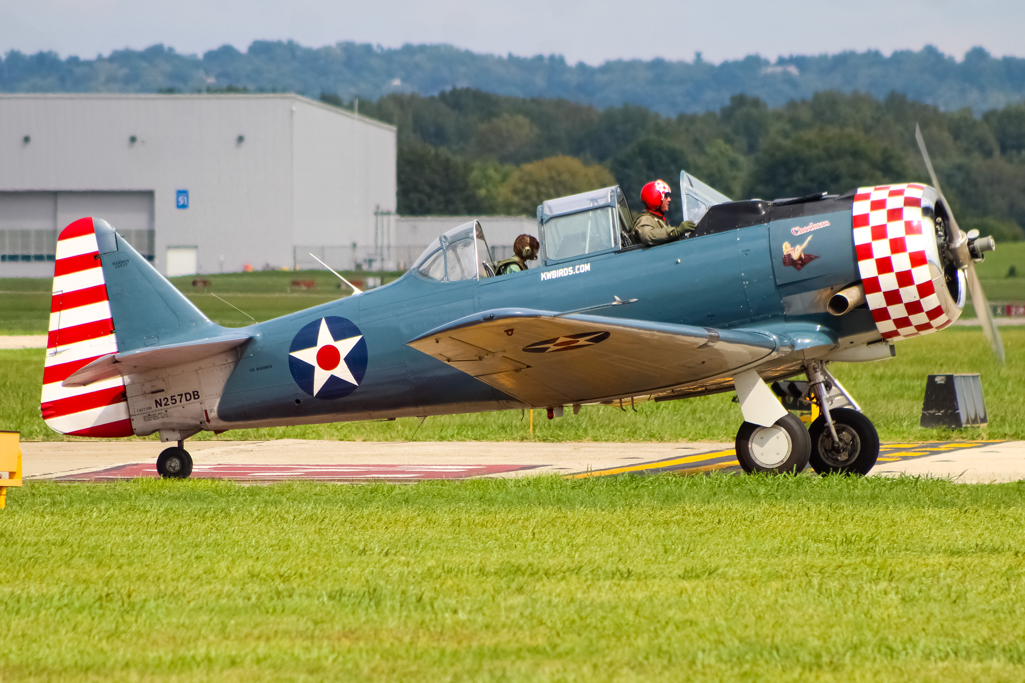 Full size: PRIVATE North American T-6 Texan N257DB at Cincinnati Municipal Airport/Lunken Field
