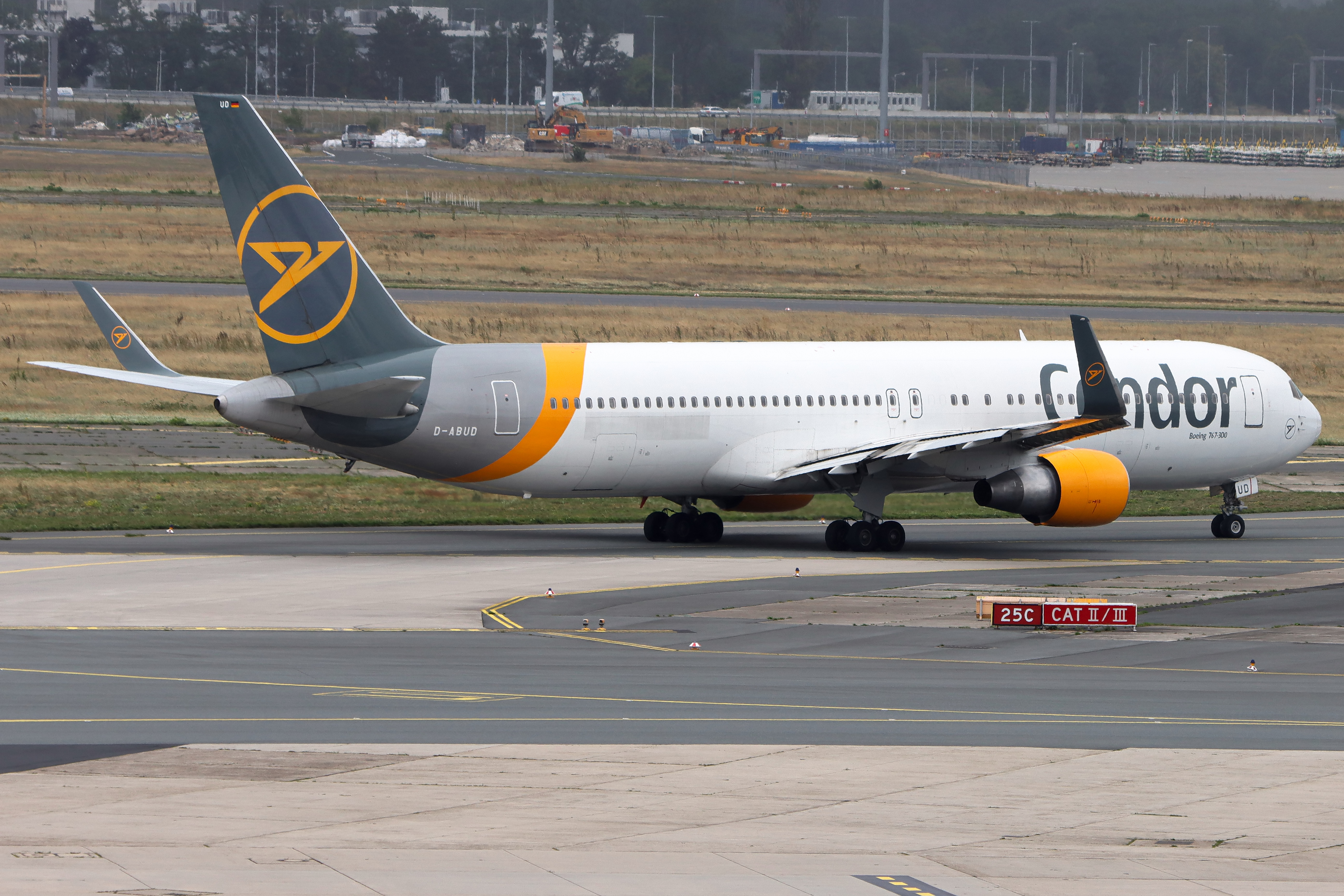 Full size: Condor Boeing 767-300ER D-ABUD at Frankfurt International Airport