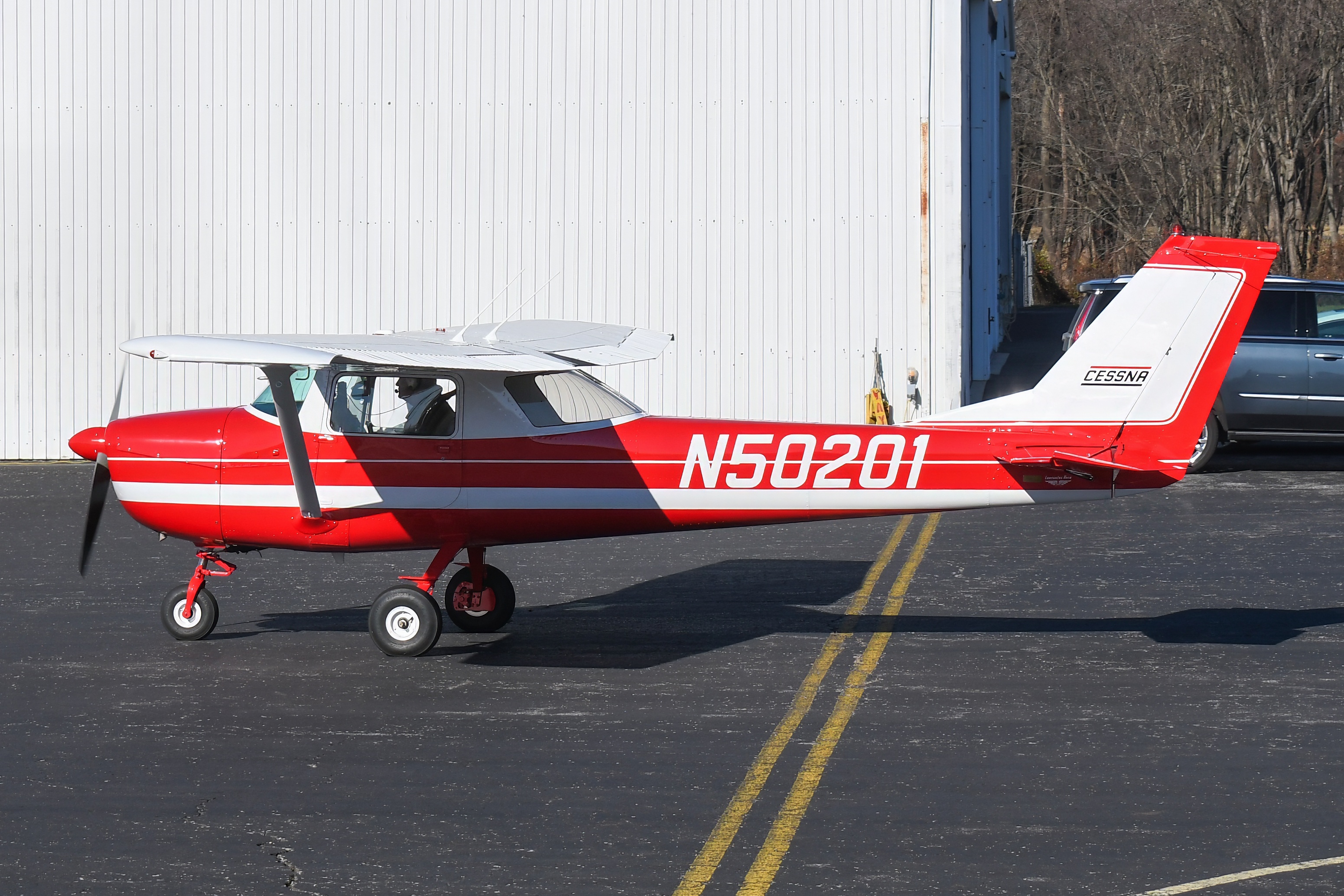 Full size: PRIVATE Cessna 150H N50201 at Mount Holly South Jersey Regional Airport