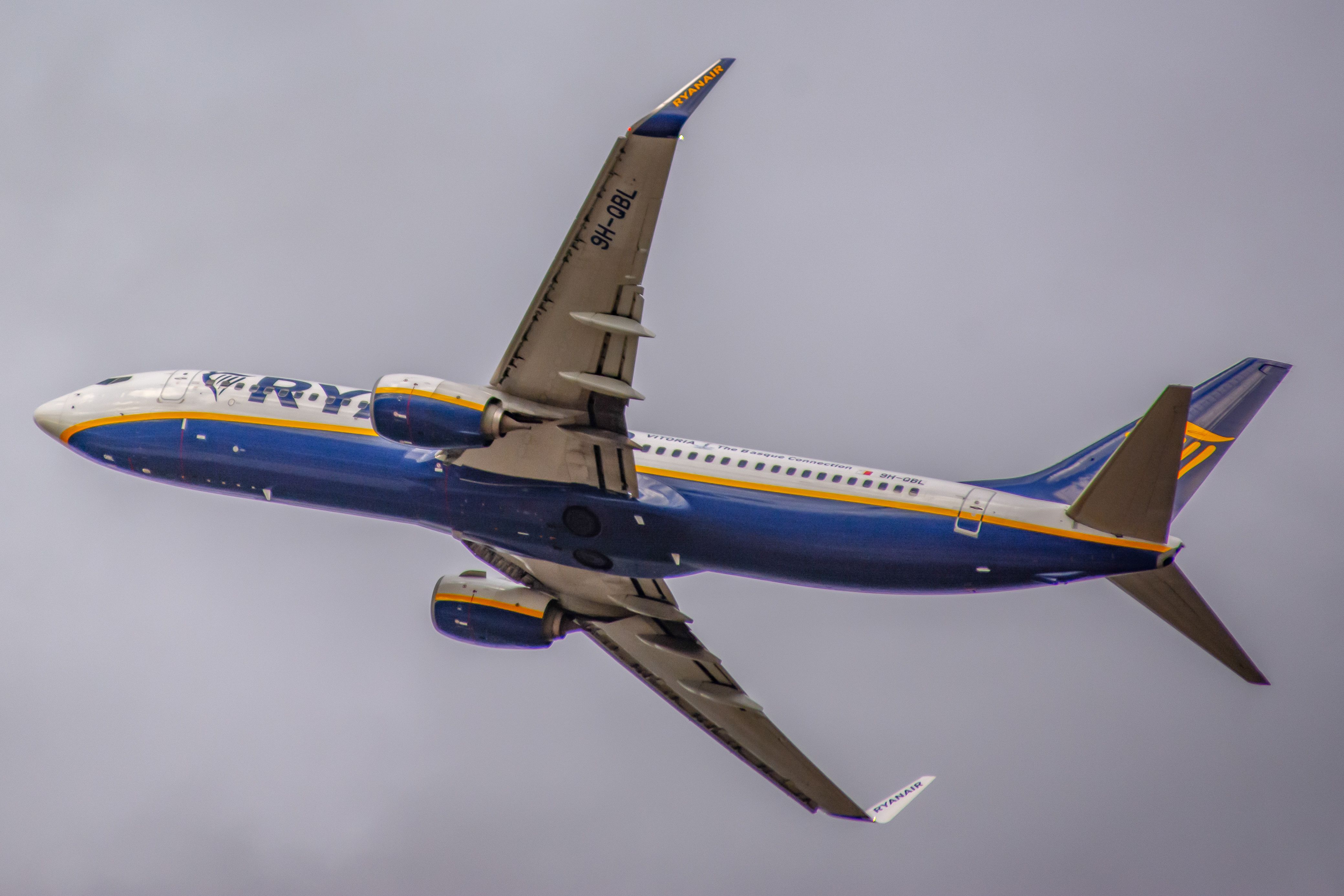 Full size: RyanAir Boeing 737-800 9H-OBL at Tel Aviv-Ben Gurion Airport