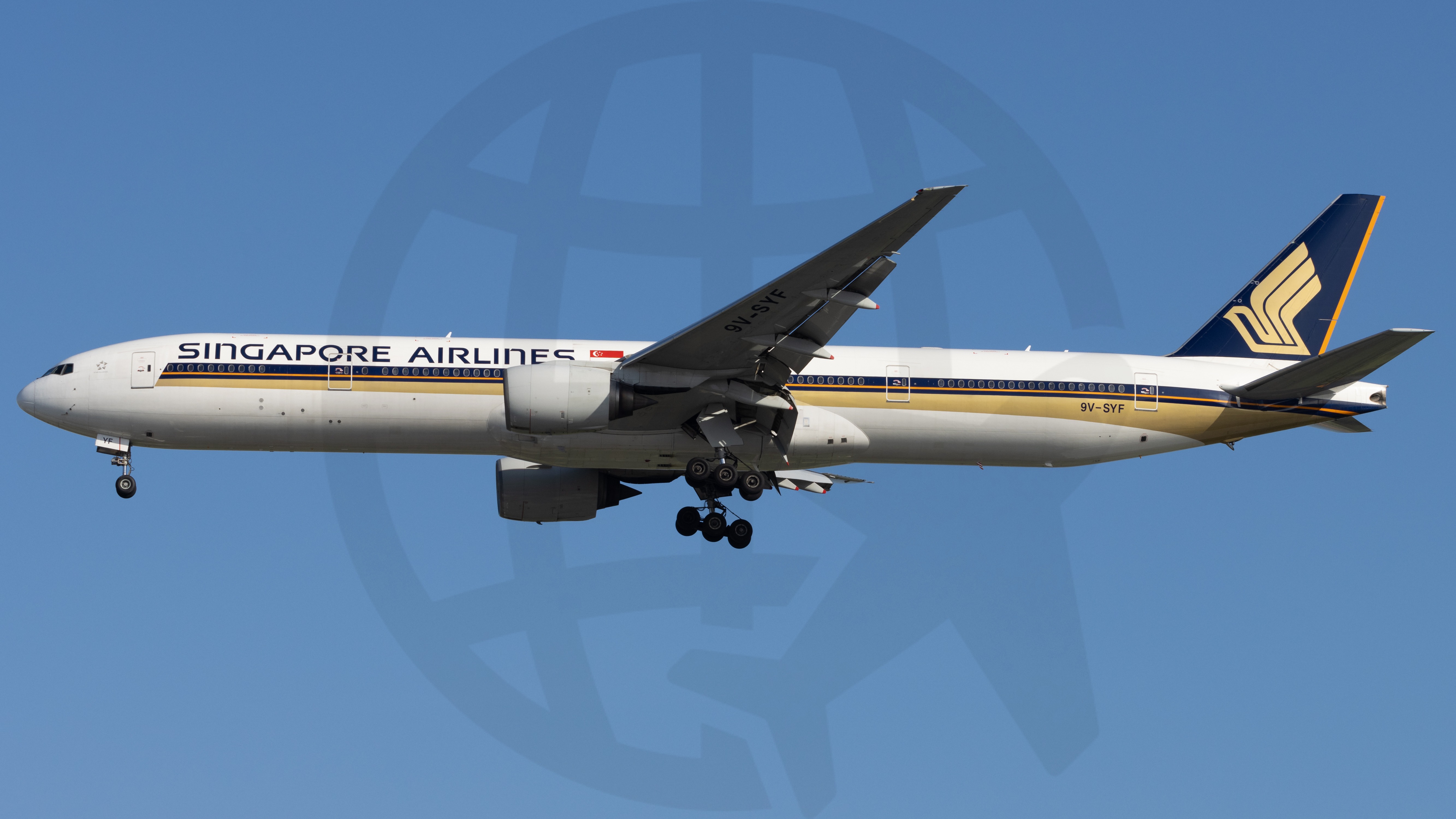 Full size: Singapore Airlines Boeing 777-300 9V-SYF at Singapore-Changi Airport
