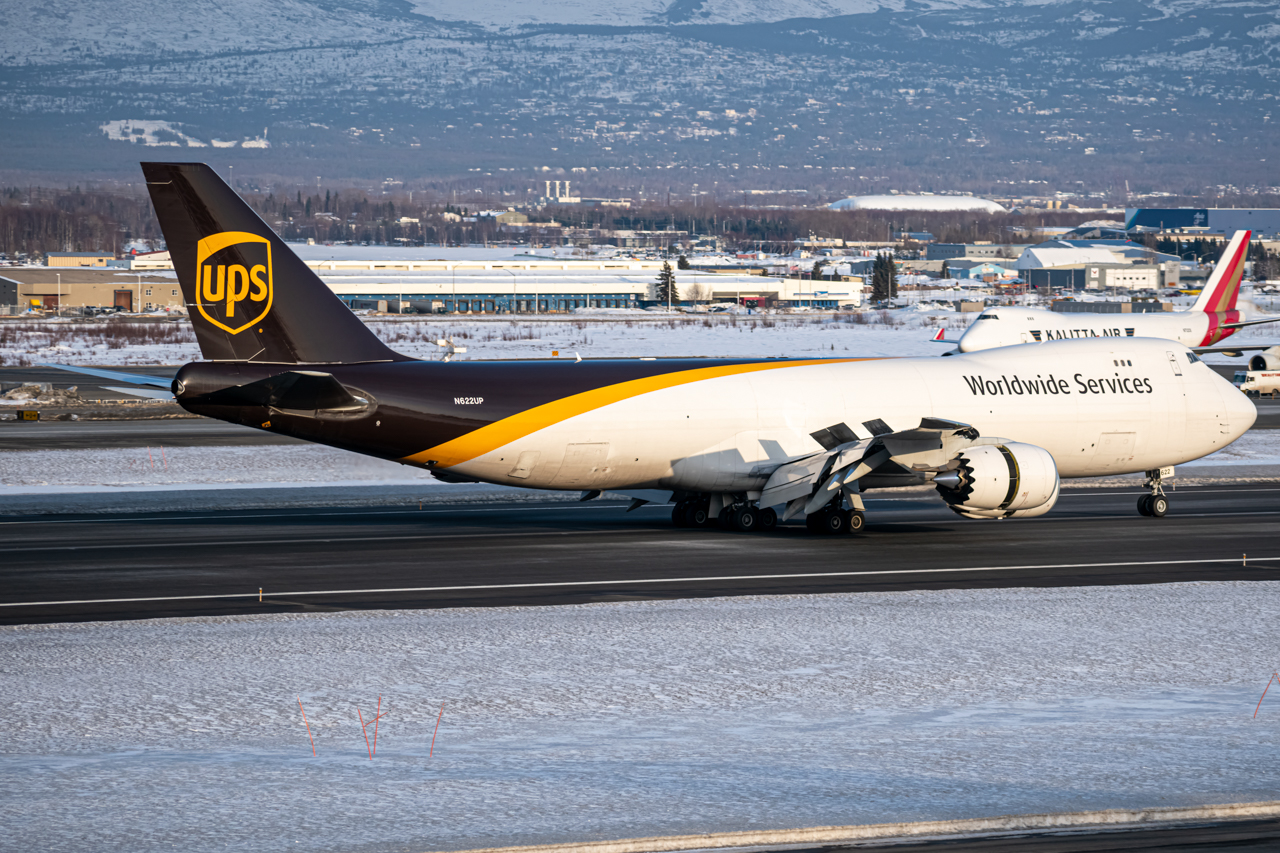 Full size: United Parcel Service Boeing 747-8F N622UP at Anchorage Ted Stevens International Airport