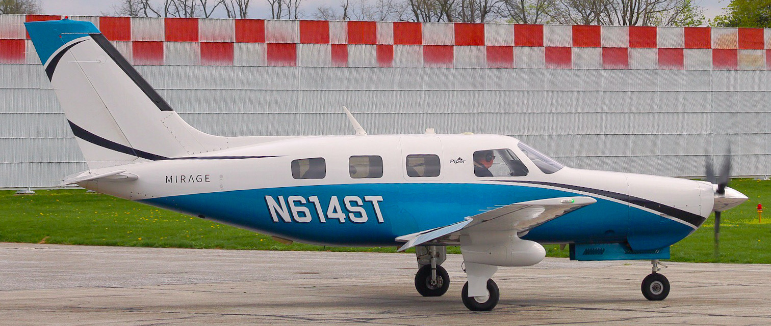 Full size: PRIVATE Piper 46-350P Mirage  N614ST at York Airport