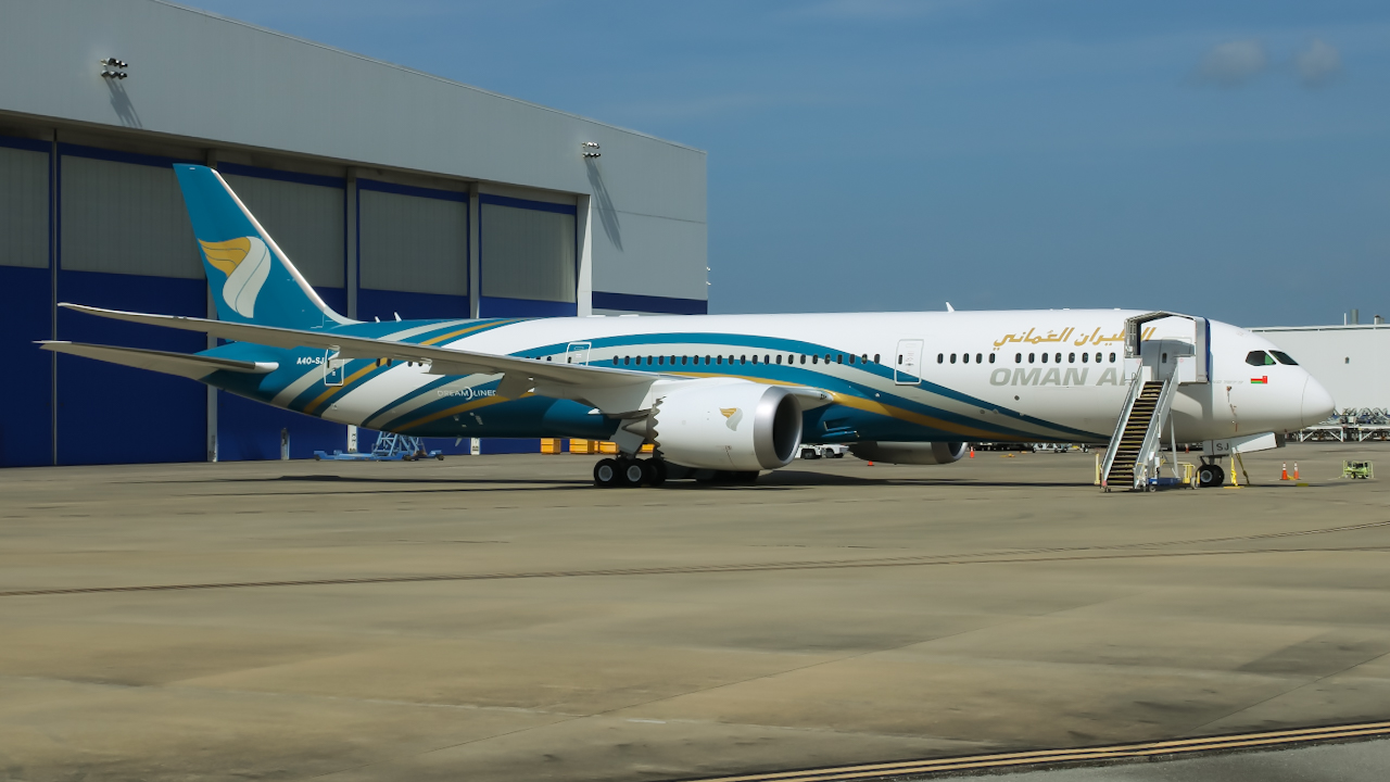 Full size: Oman Air Boeing 787-9 A40-SJ at Charleston Air Force Base/International Airport