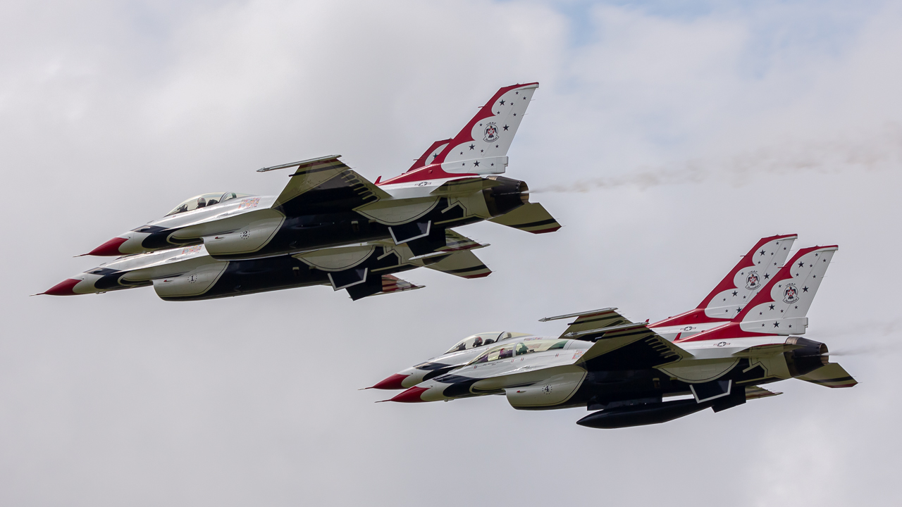 Full size: USAF - United States Air Force General Dynamics F-16 Fighting Falcon N/A at James M Cox Dayton International Airport