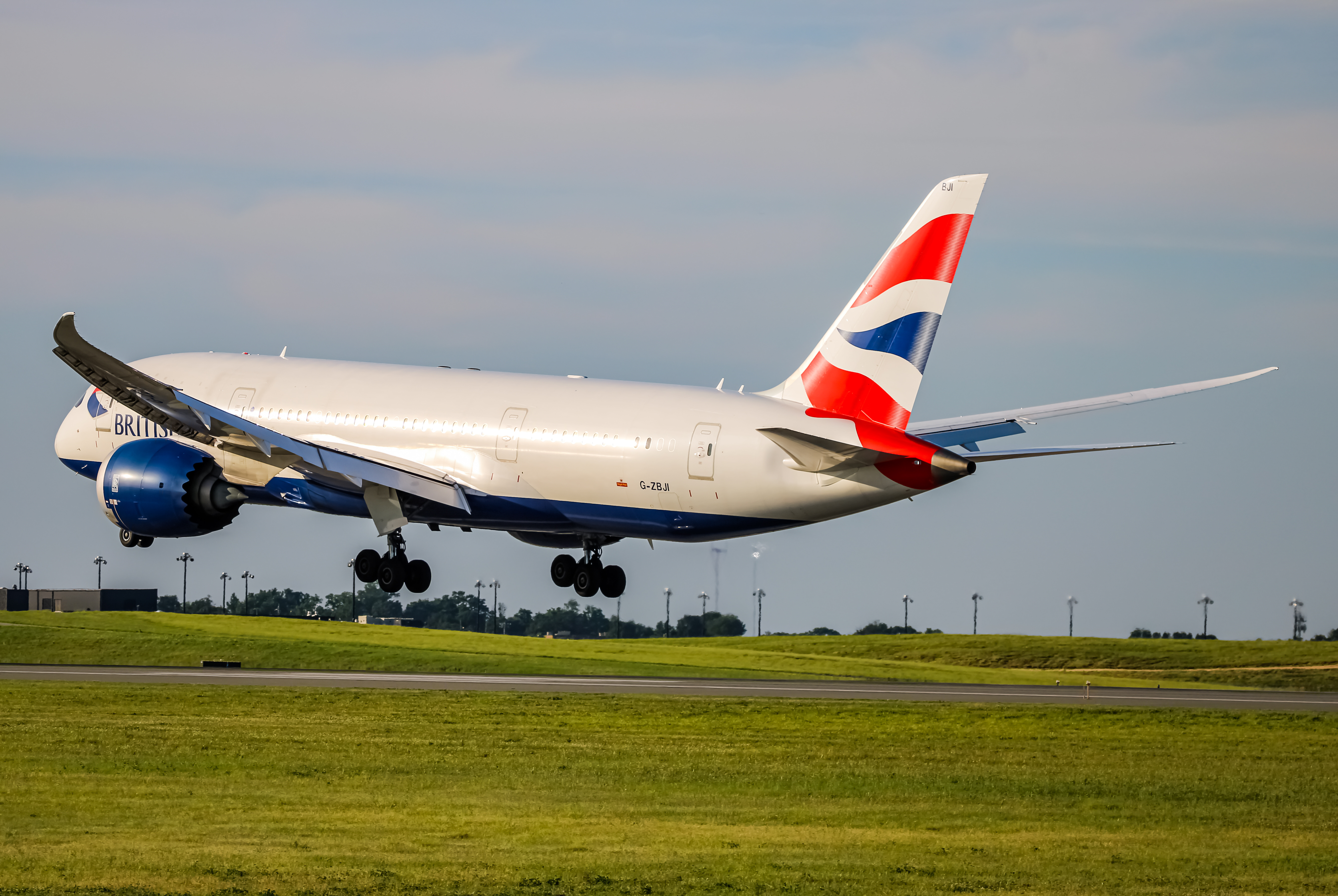 Full size: British Airways Boeing 787-8 G-ZBJI at Baltimore/Washington International Thurgood Marshall Airport