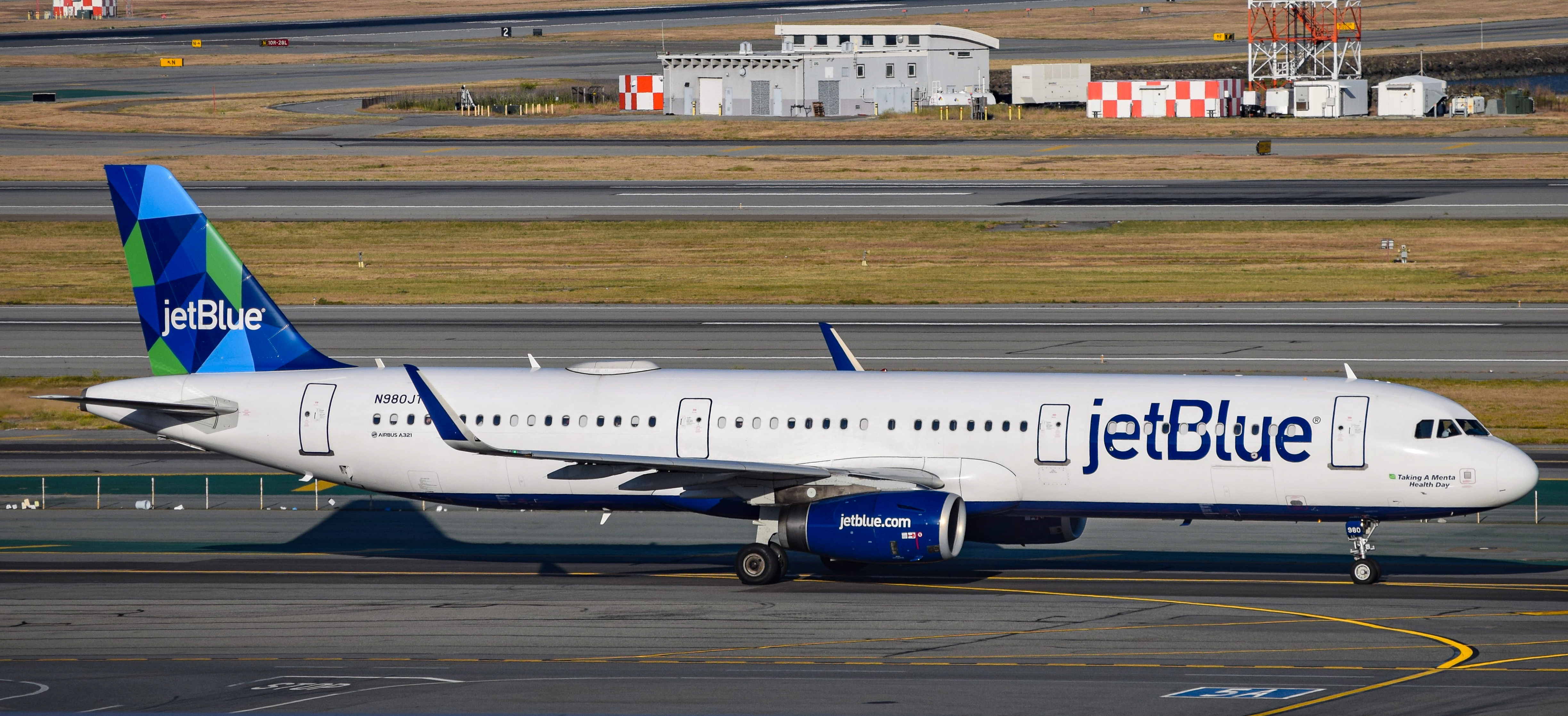 Full size: JetBlue Airways Airbus A321-200 N980JT at San Francisco International Airport