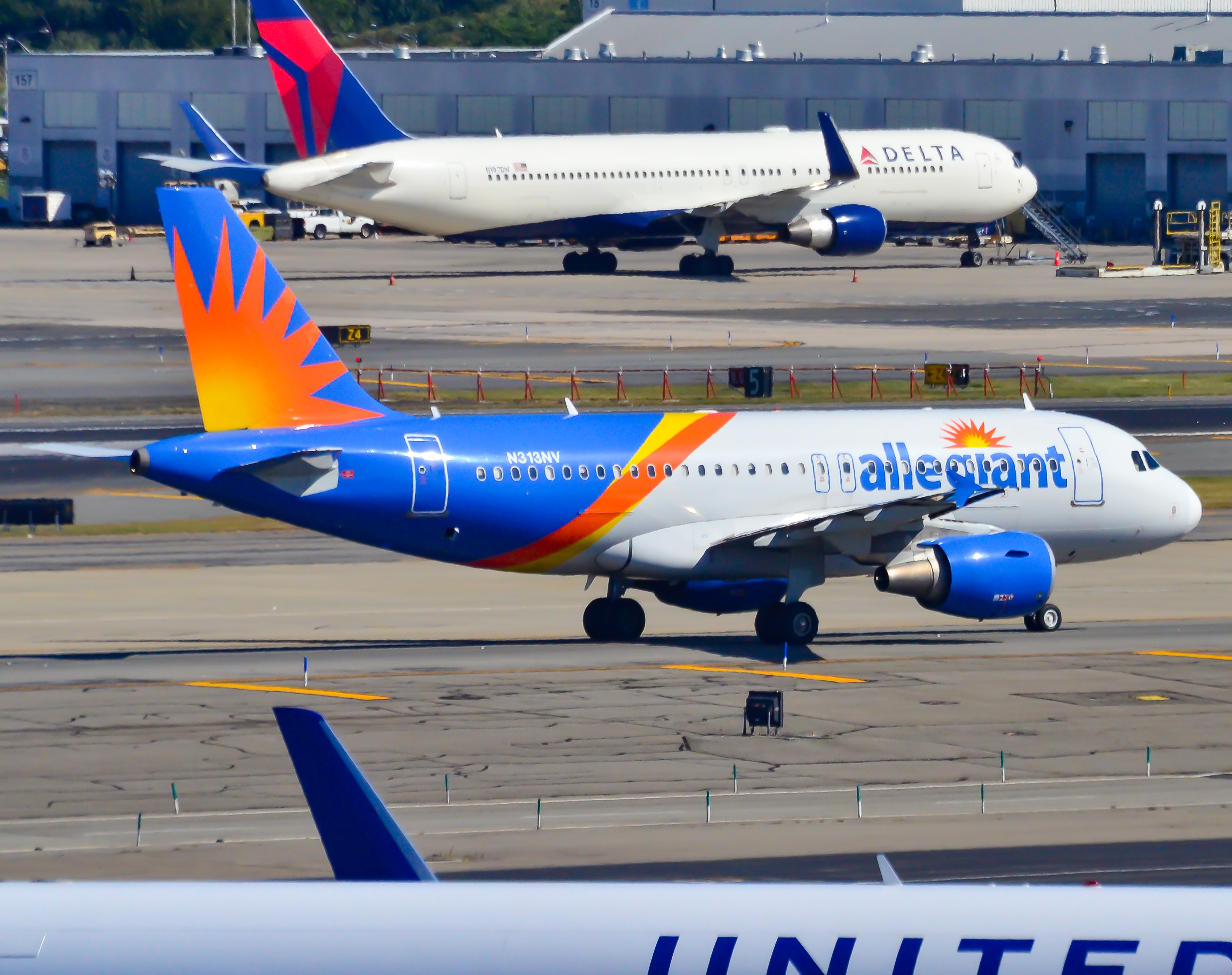 Full size: Allegiant Air Airbus A319 N313NV at Newark Liberty International Airport