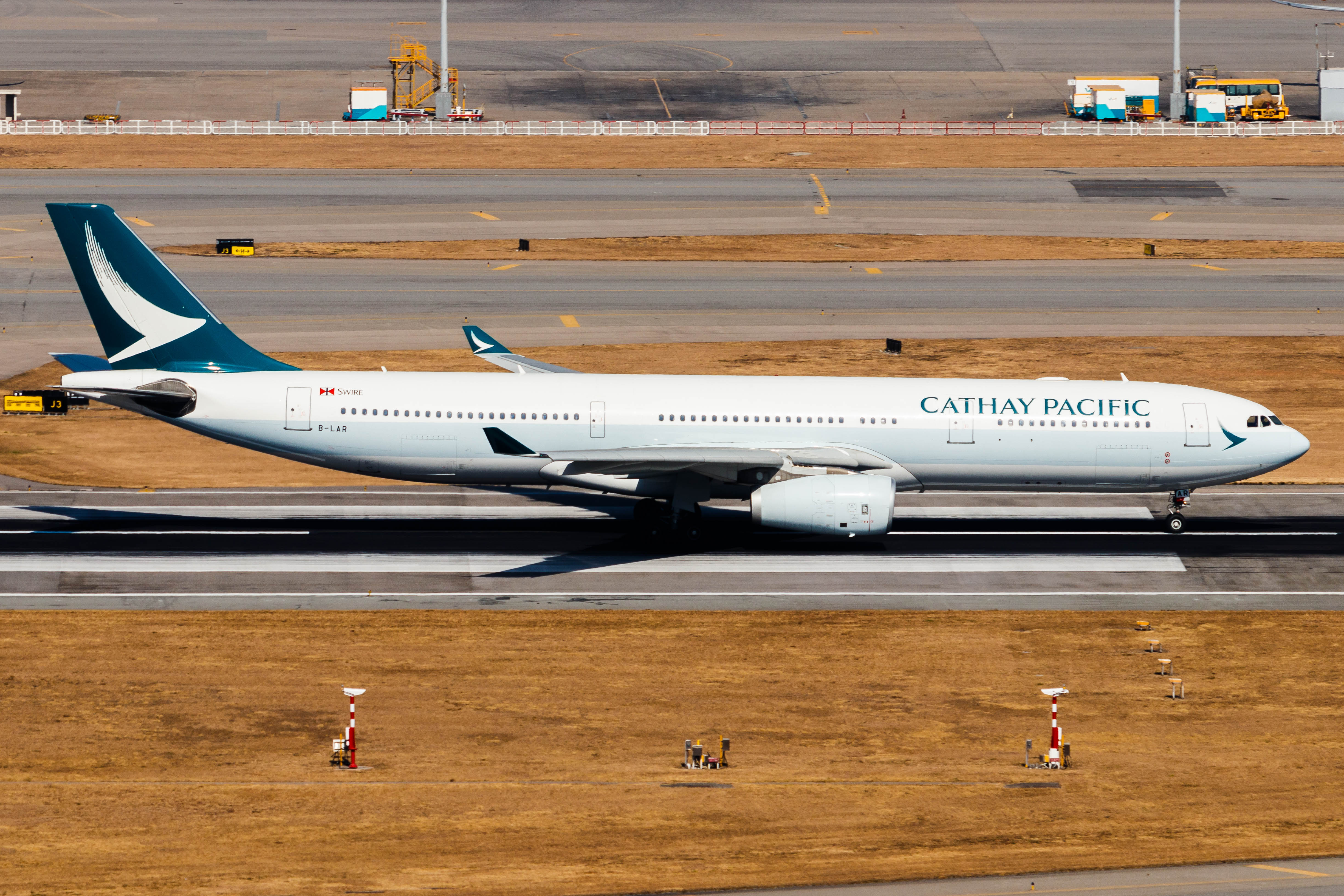 Full size: Cathay Pacific Airbus A330-300 B-LAR at Hong Kong International Airport