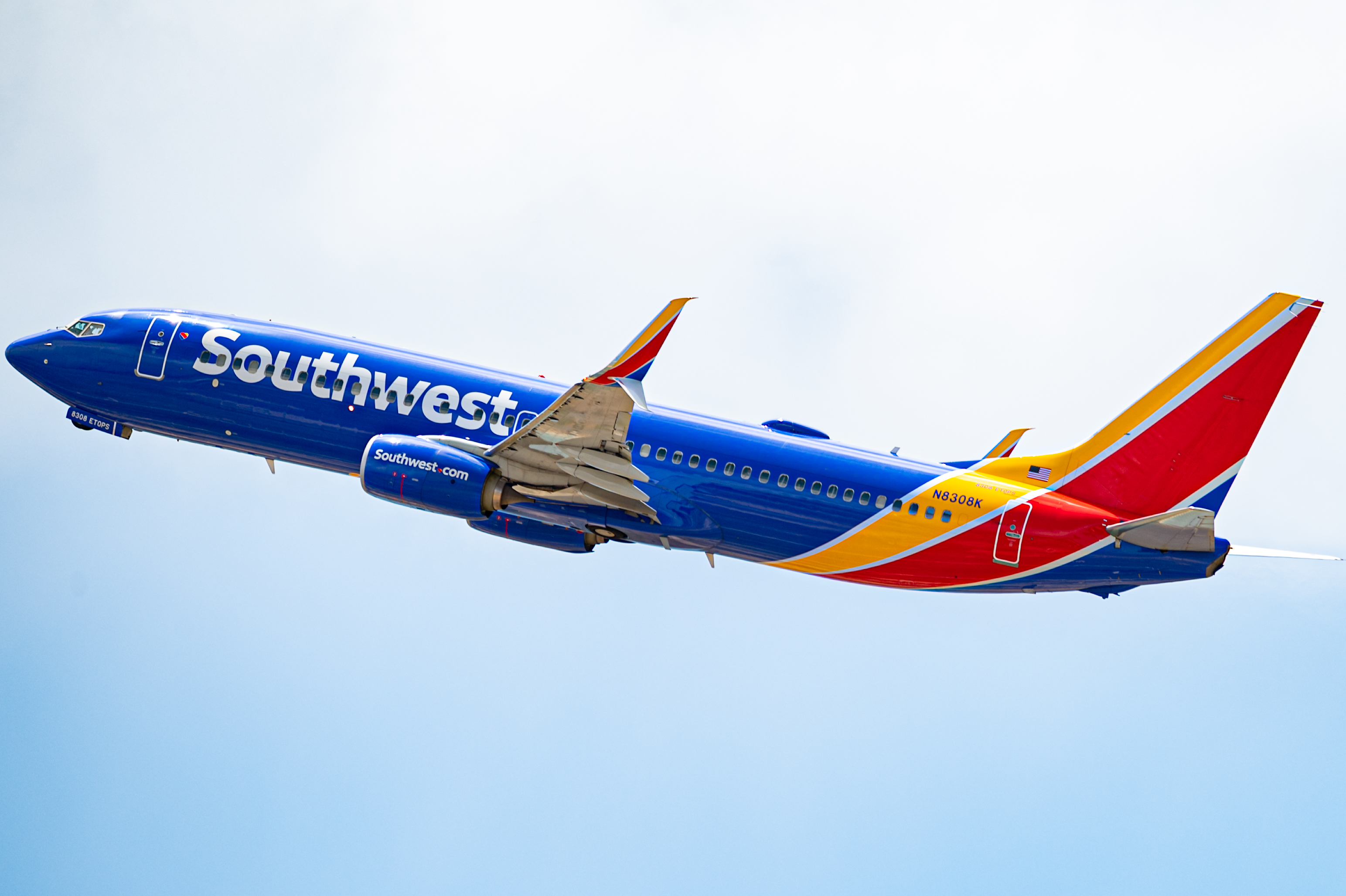 Full size: Southwest Airlines Boeing 737-800 N8308K at Daniel K Inouye International Airport