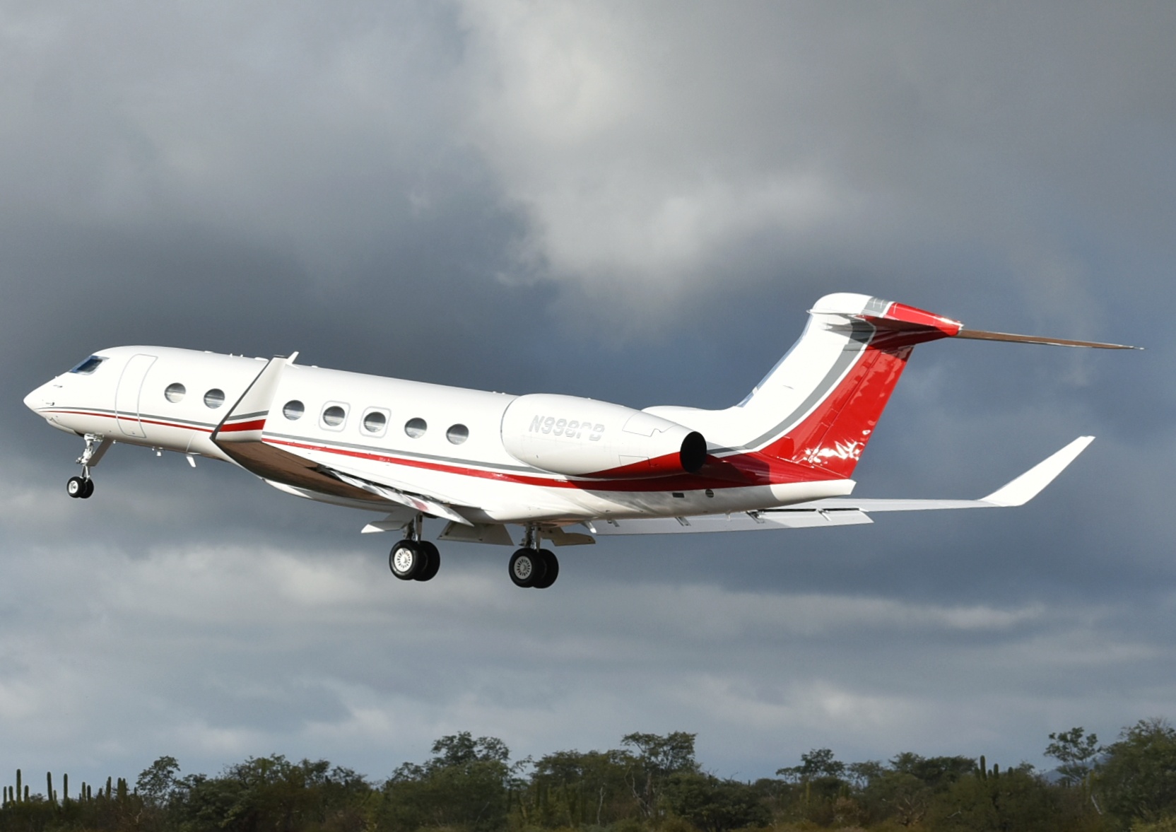 Full size: PRIVATE Gulfstream G650 N988PB at Aeropuerto de Cabo San Lucas Internacional
