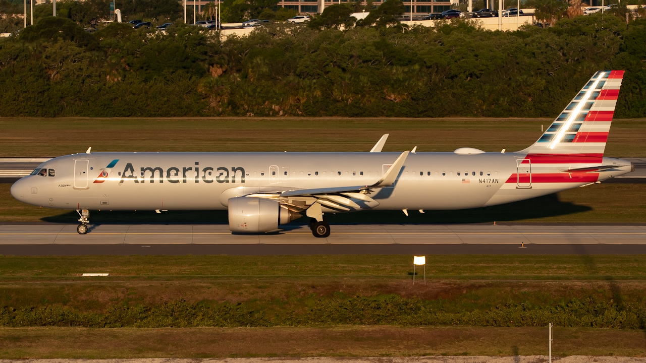 Full size: American Airlines Airbus A321NEO N417AN  at Tampa International Airport