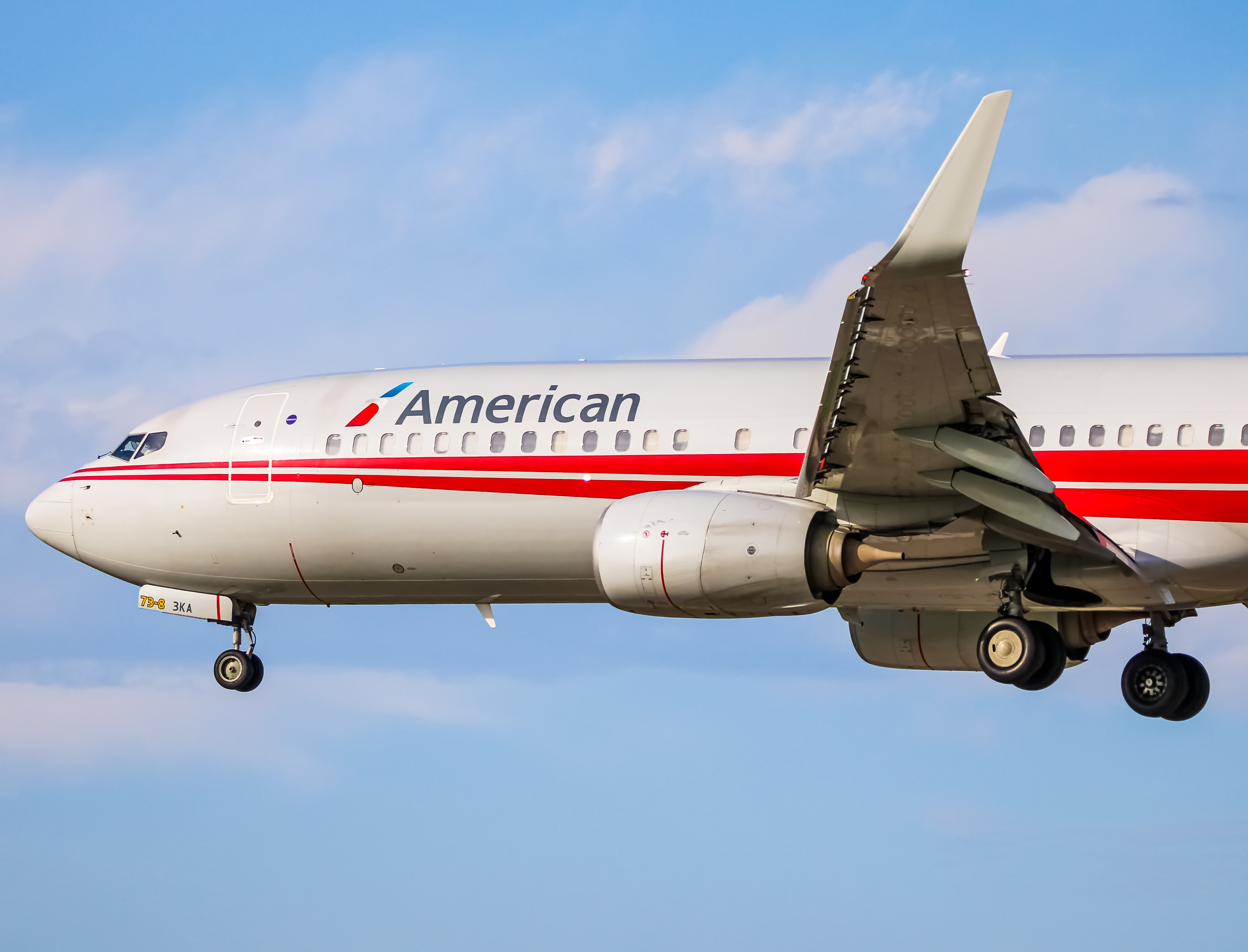 Full size: American Airlines Boeing 737-800 N915NN at Baltimore/Washington International Thurgood Marshall Airport