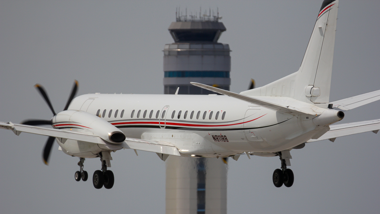 Full size: PRIVATE Saab 2000 N811BB at John Glenn Columbus International Airport