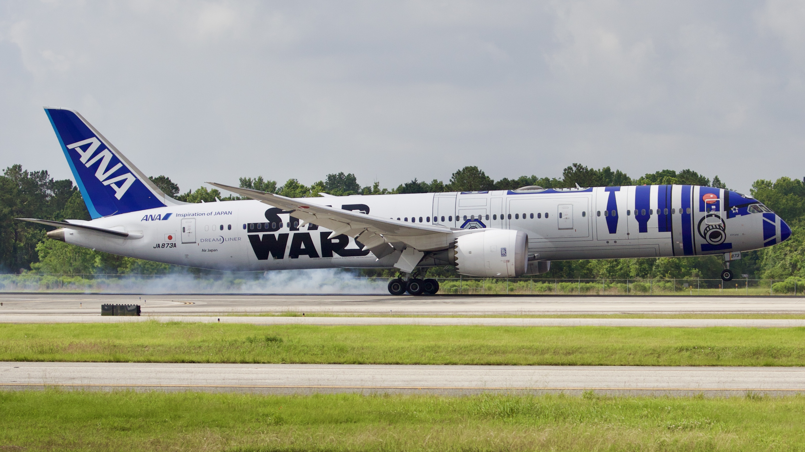 Full size: All Nippon Airways Boeing 787-9 JA873A at Houston-George Bush Intercontinental Airport