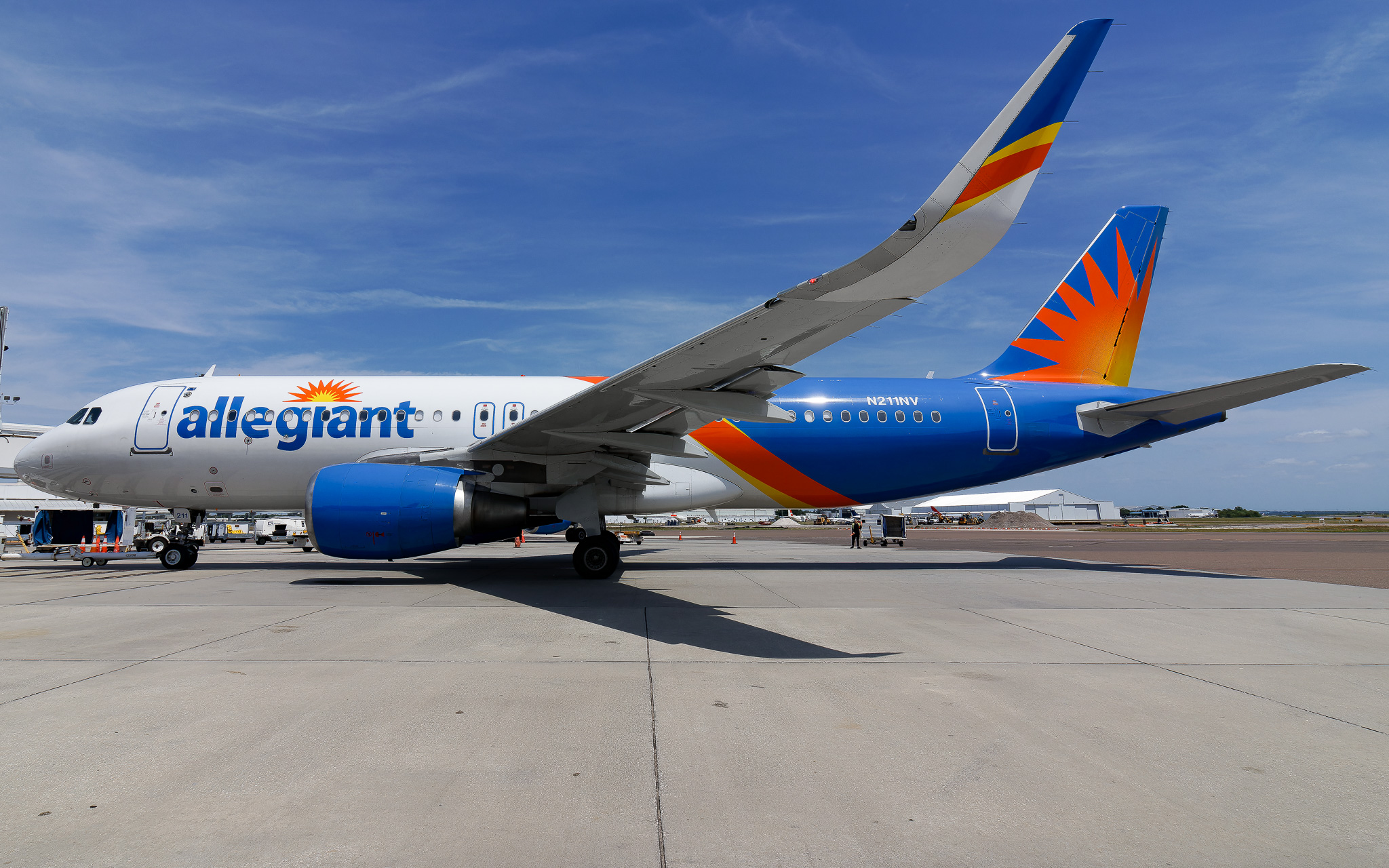 Full size: Allegiant Air Airbus A320 N211NV at St. Petersburg Clearwater International Airport