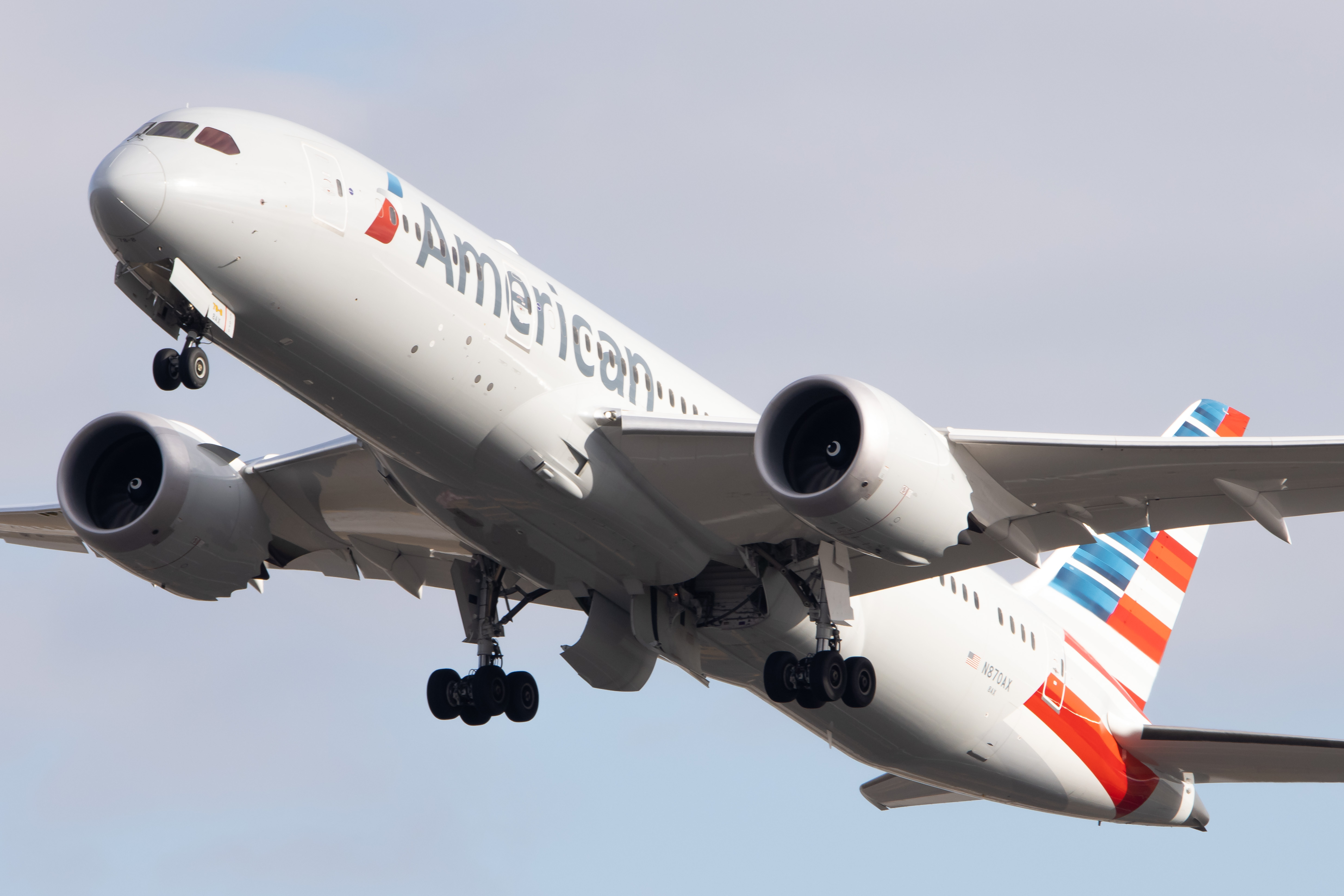 Full size: American Airlines Boeing 787-8 N870AX at Philadelphia International Airport