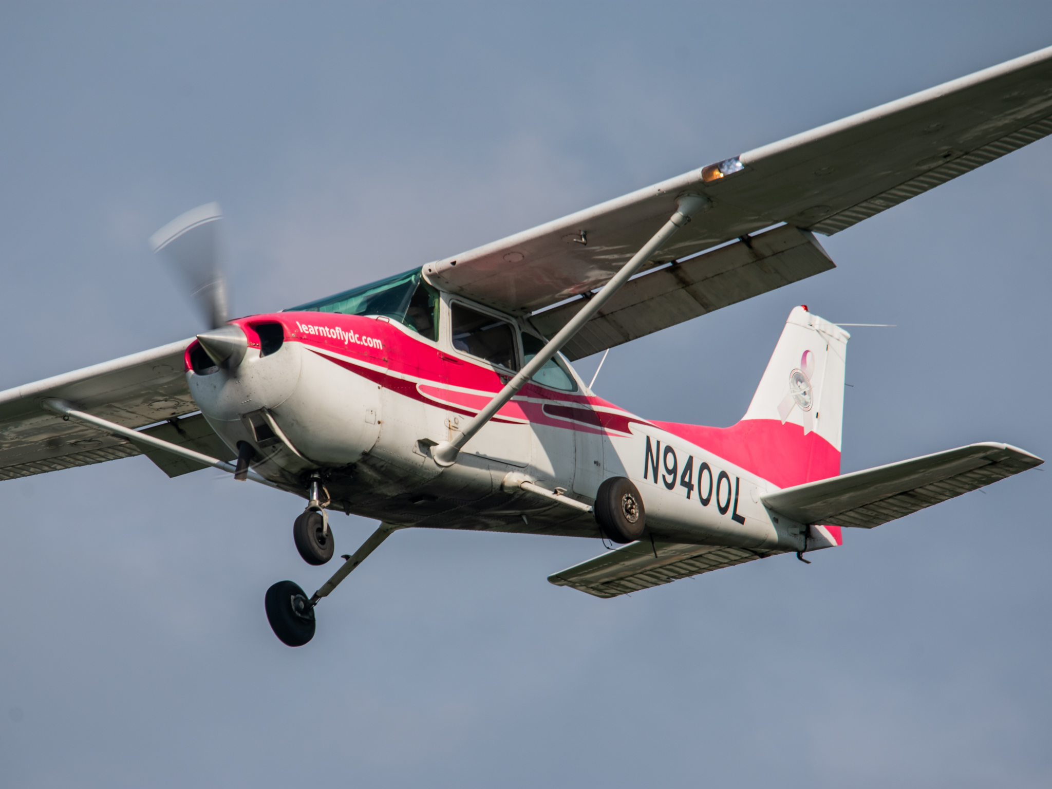Full size: PRIVATE Cessna 172 N9400L at Montgomery County Airpark