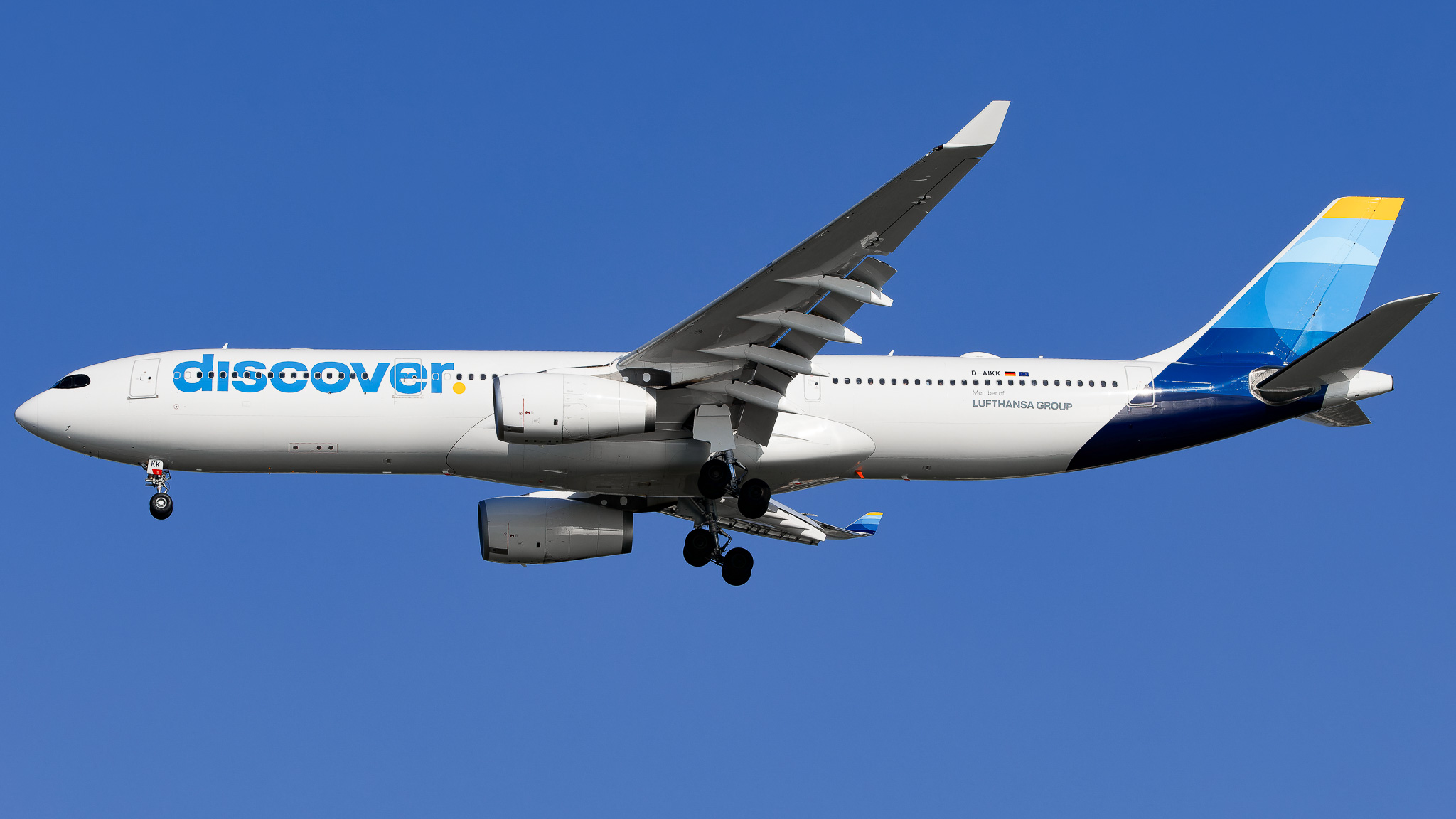 Full size: Discover Airlines Airbus A330-300 D-AIKK at Tampa International Airport