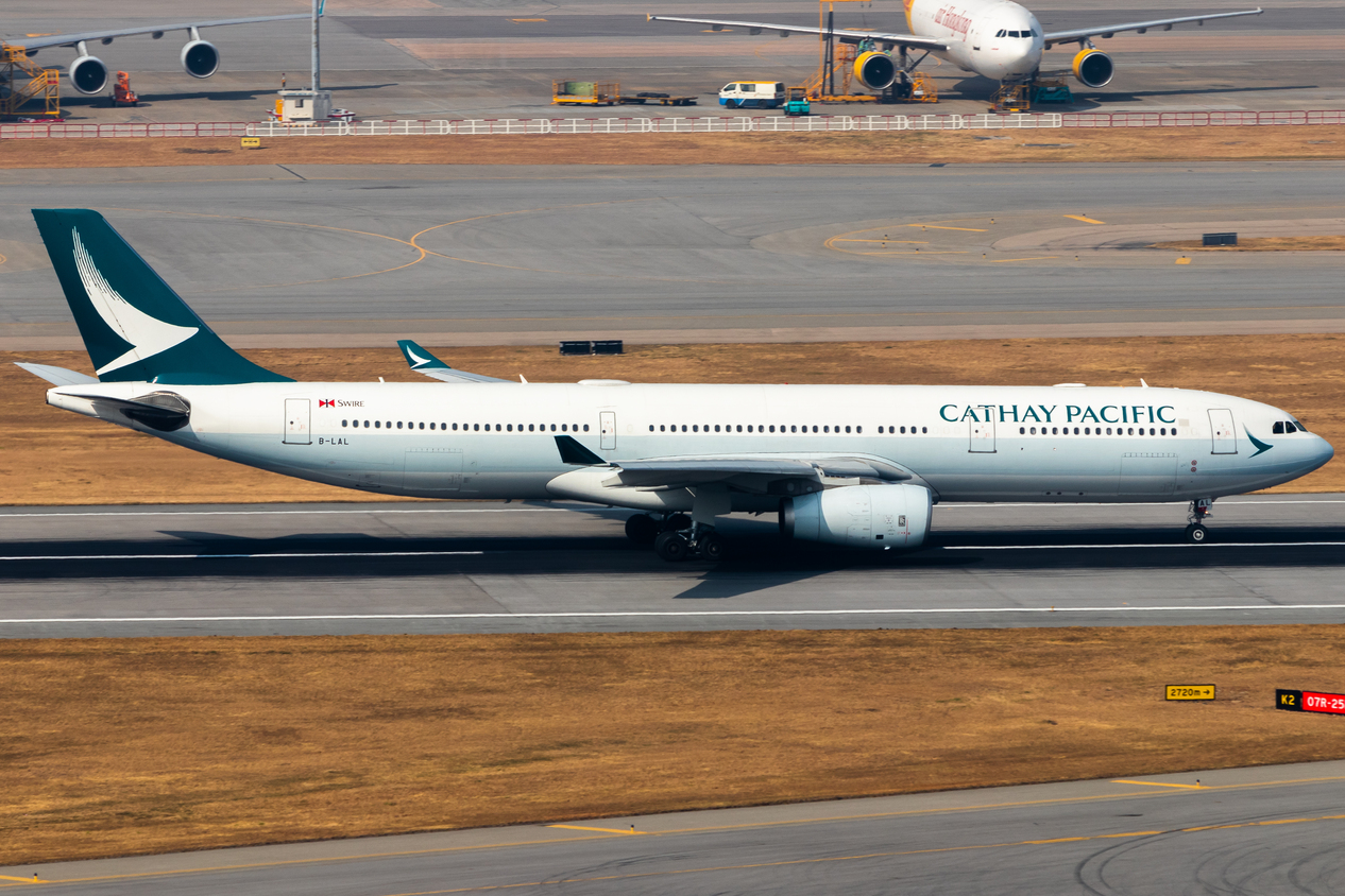 Full size: Cathay Pacific Airbus A330-300 B-LAL at Hong Kong International Airport