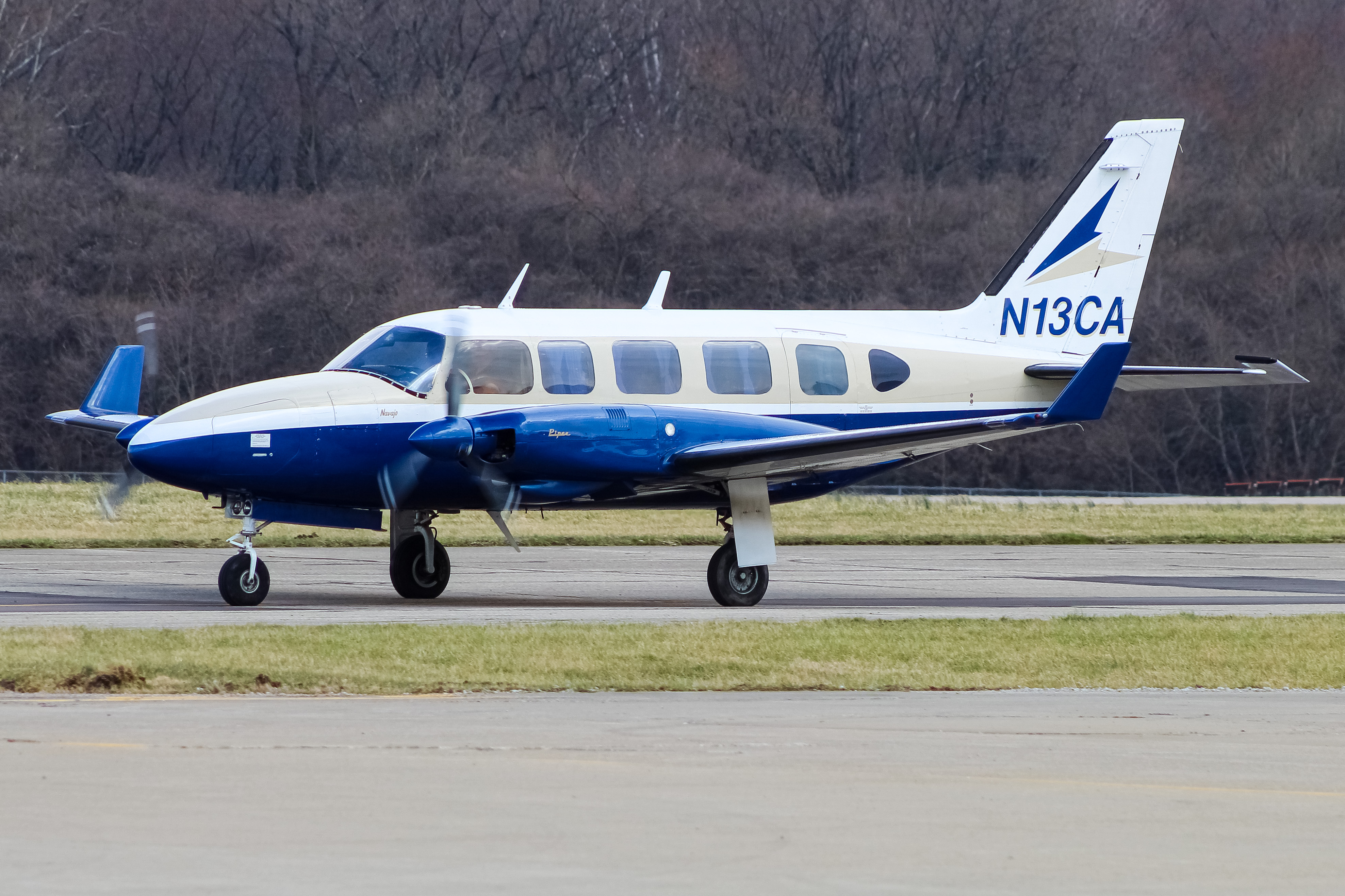 Full size: PRIVATE  Piper PA-31 N13CA at Cincinnati Municipal Airport/Lunken Field