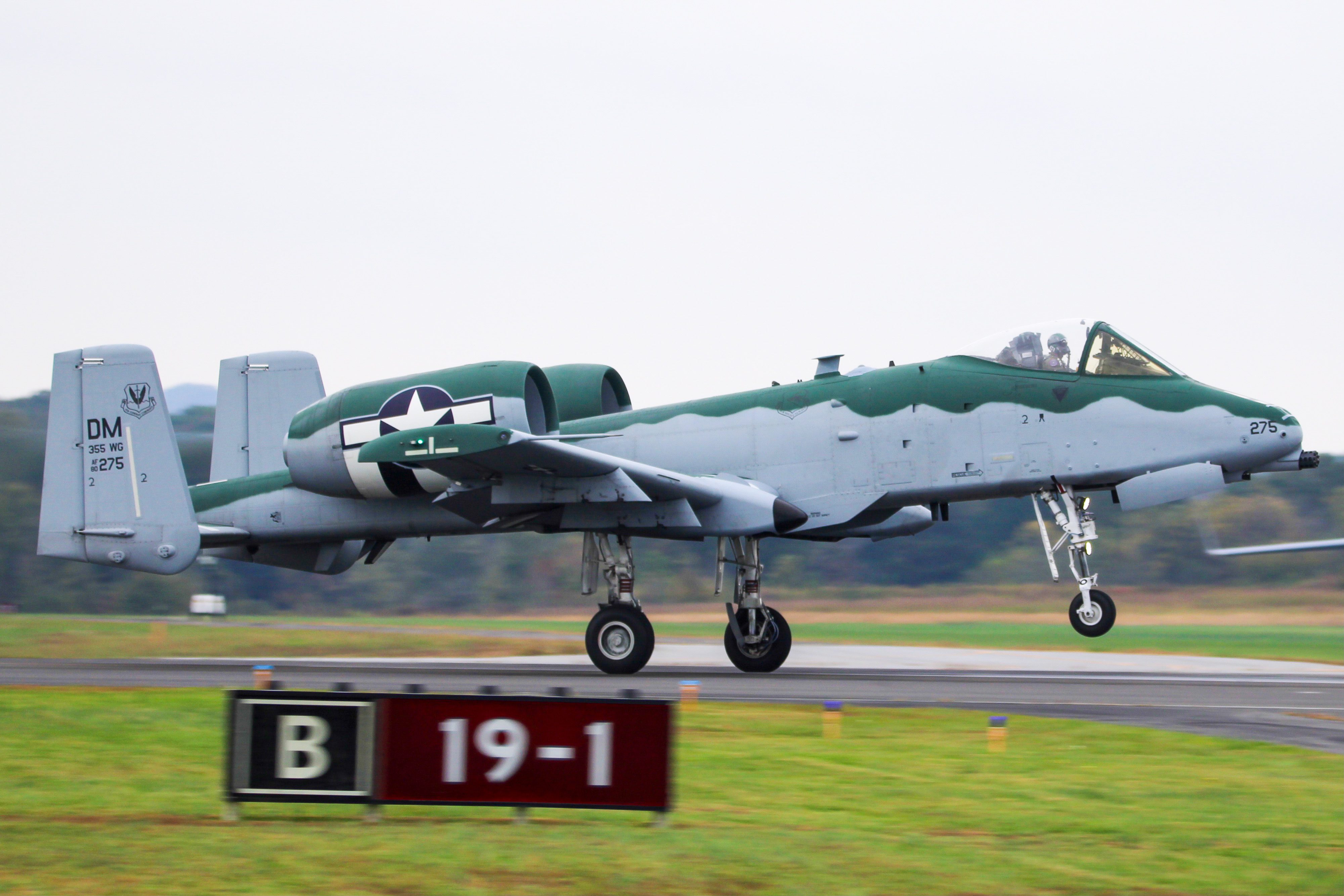 Full size: USAF - United States Air Force Fairchild A-10 Thunderbolt 80-0275 at Rome Richard B. Russell Airport
