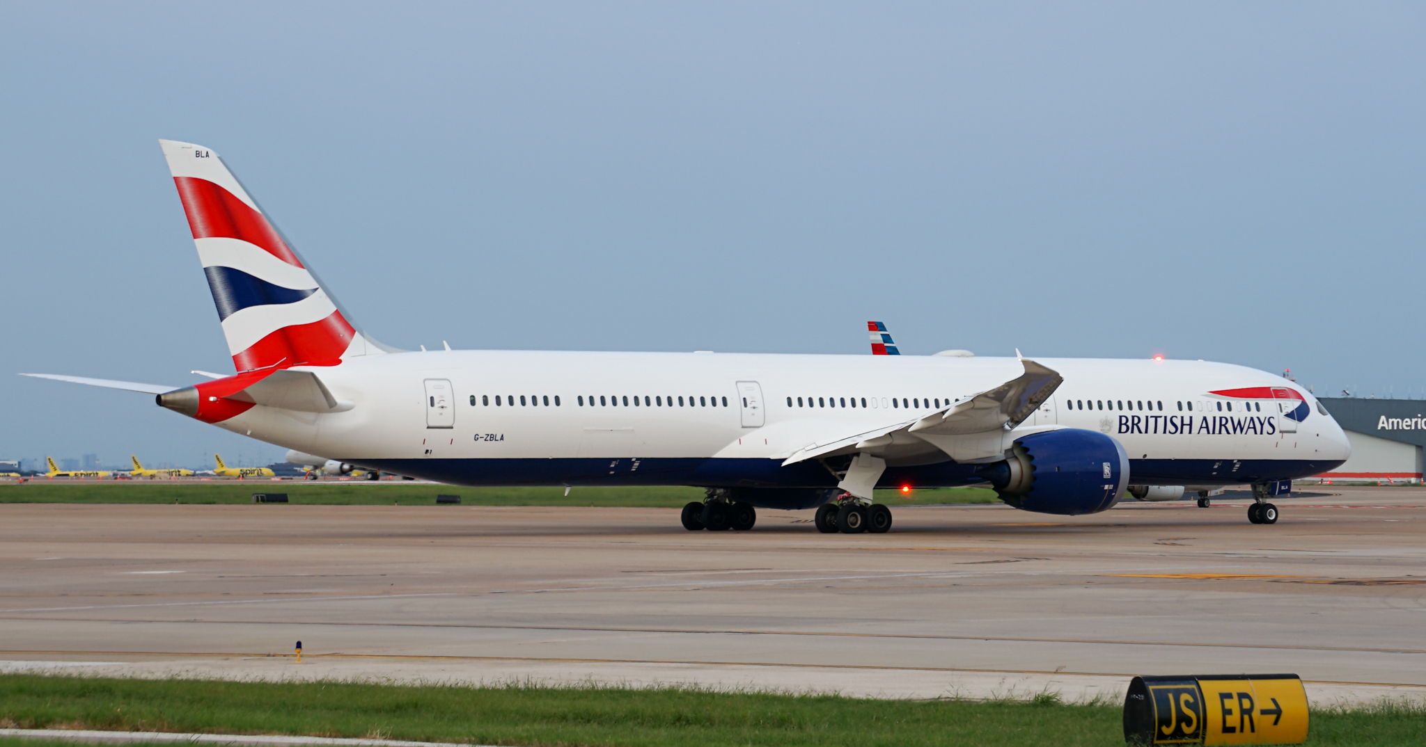 Full size: British Airways Boeing 787-10 G-ZBLA at Dallas-Fort Worth International Airport