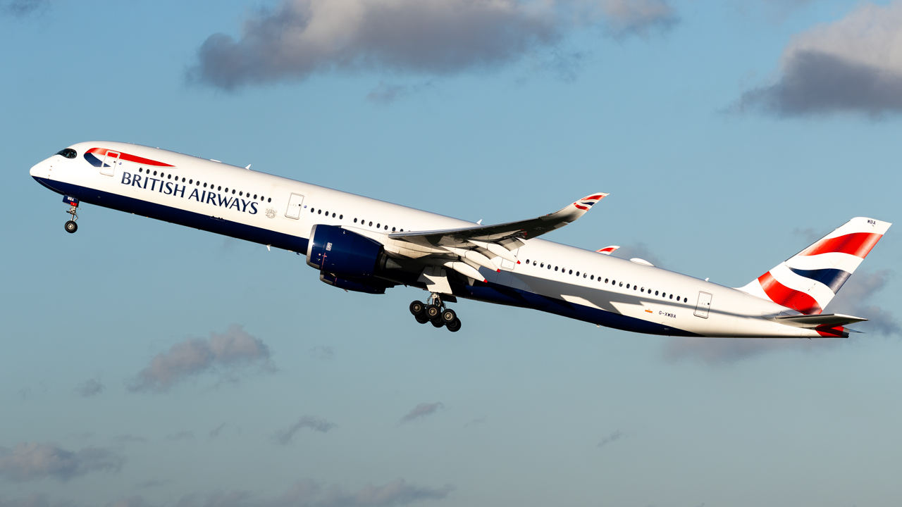 Full size: British Airways Airbus A350-1000 G-XWBA at London Heathrow International Airport
