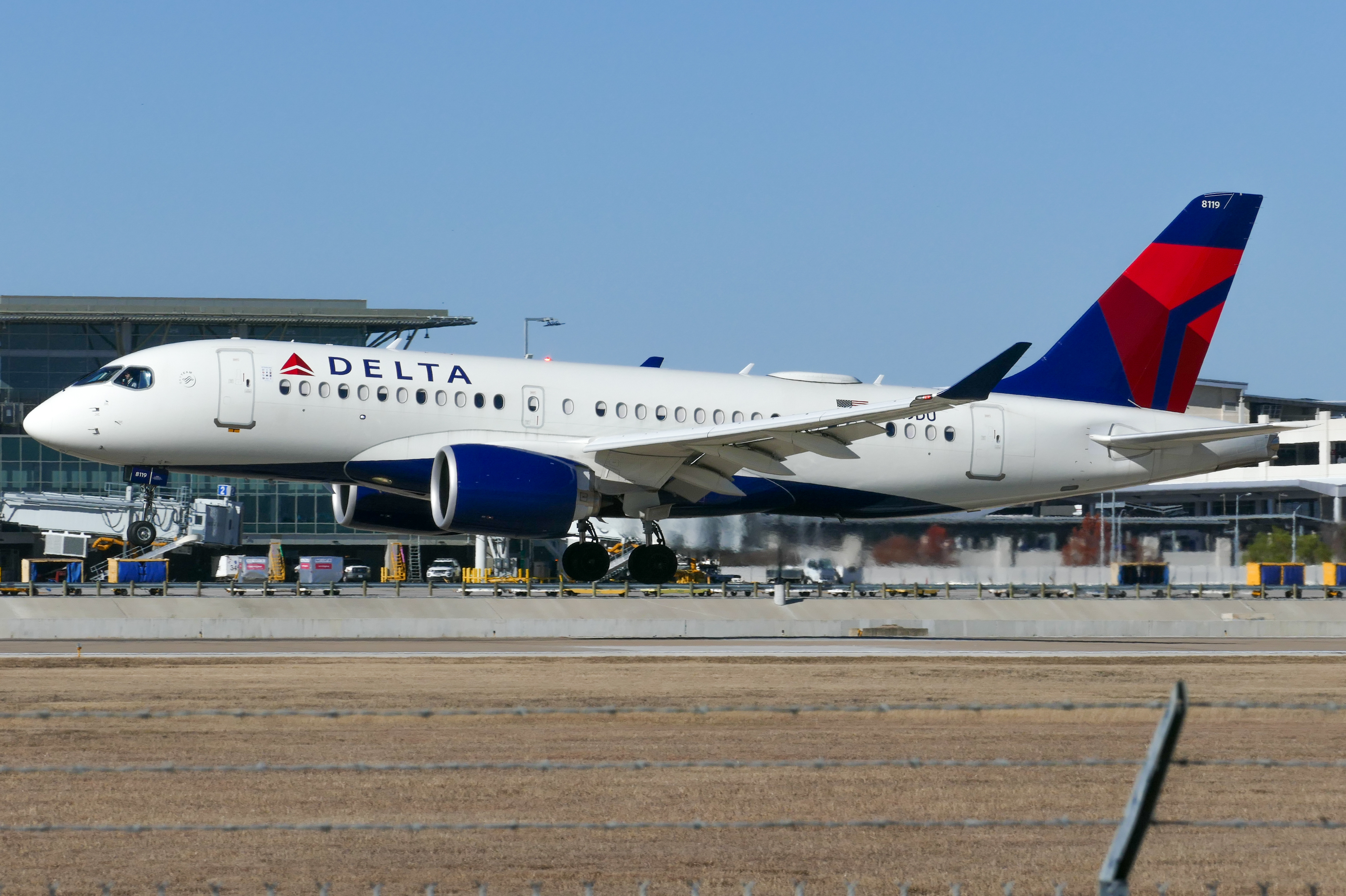 Full size: Delta Airlines Airbus A220-100 N119DU at Austin-Bergstrom International Airport