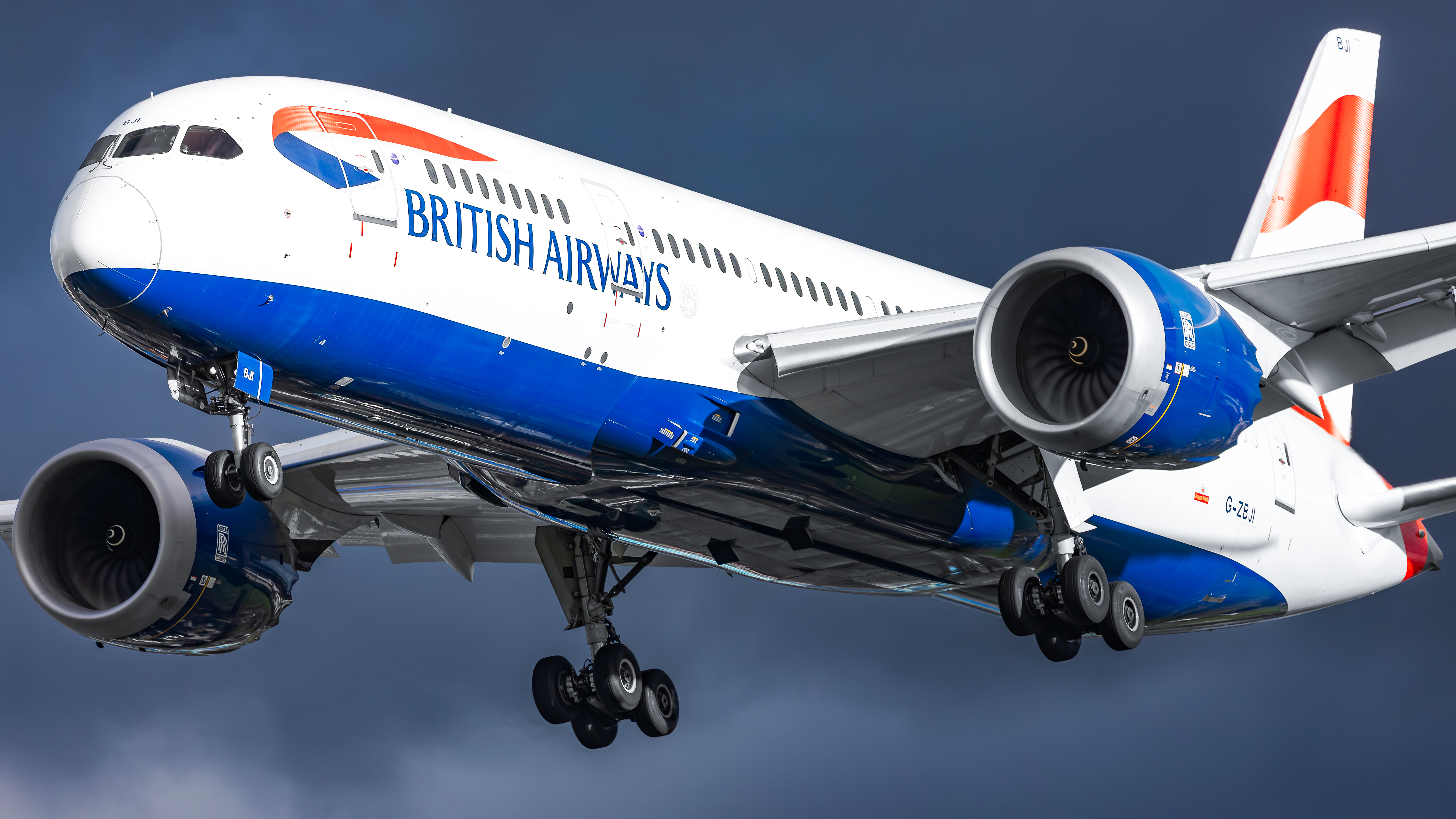 Full size: British Airways Boeing 787-8 G-ZBJI at London Heathrow International Airport