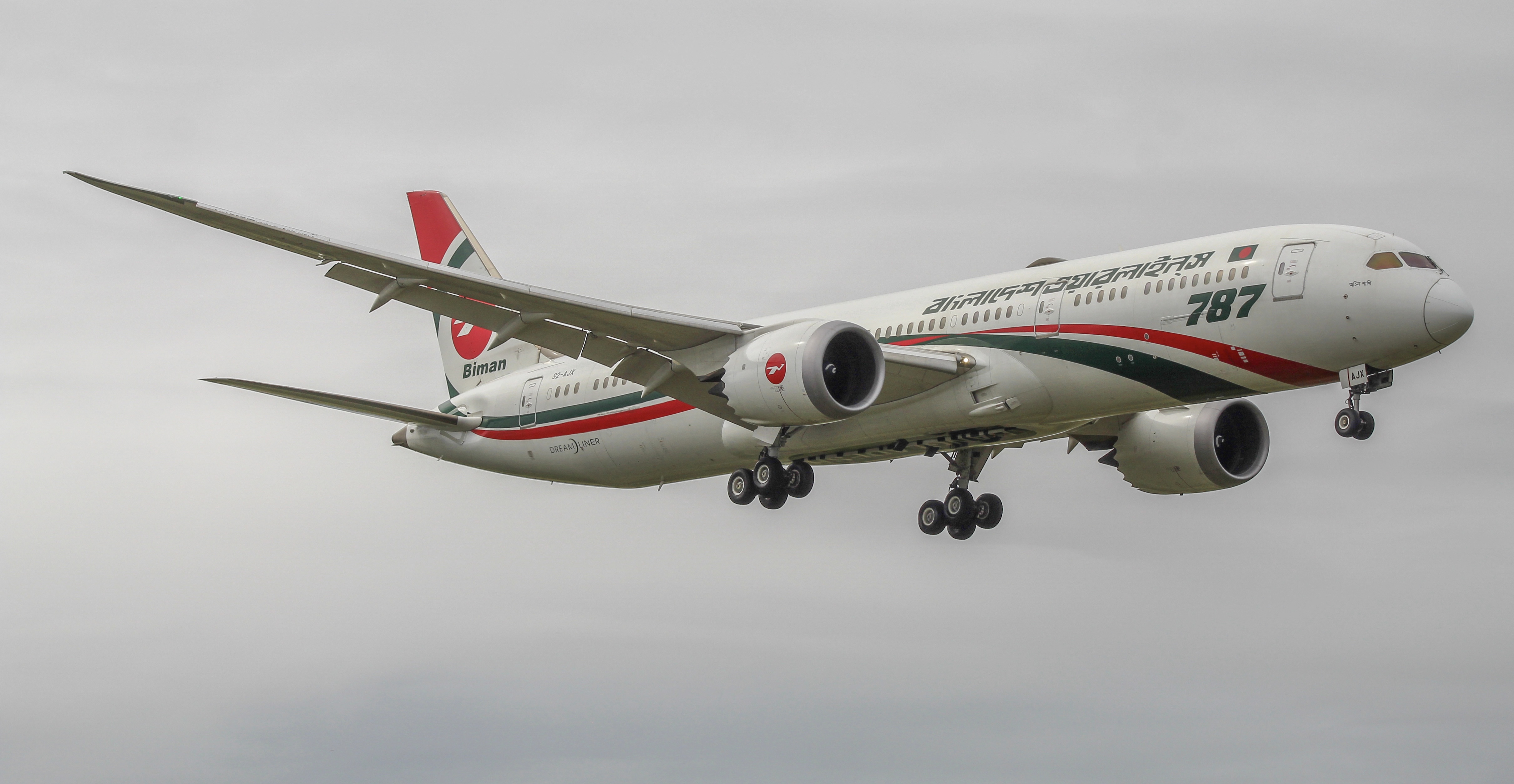 Full size: Biman Bangladesh Airlines Boeing 787-9 S2-AJX at Lester B Pearson International Airport