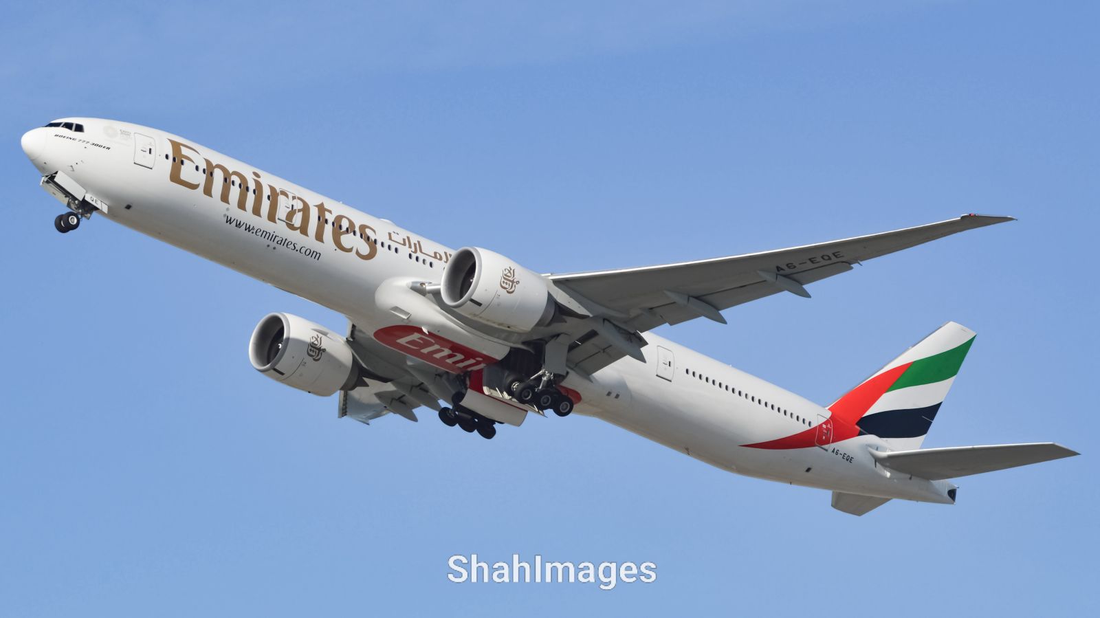 Full size: Emirates Boeing 777-300ER A6-EQE at San Francisco International Airport