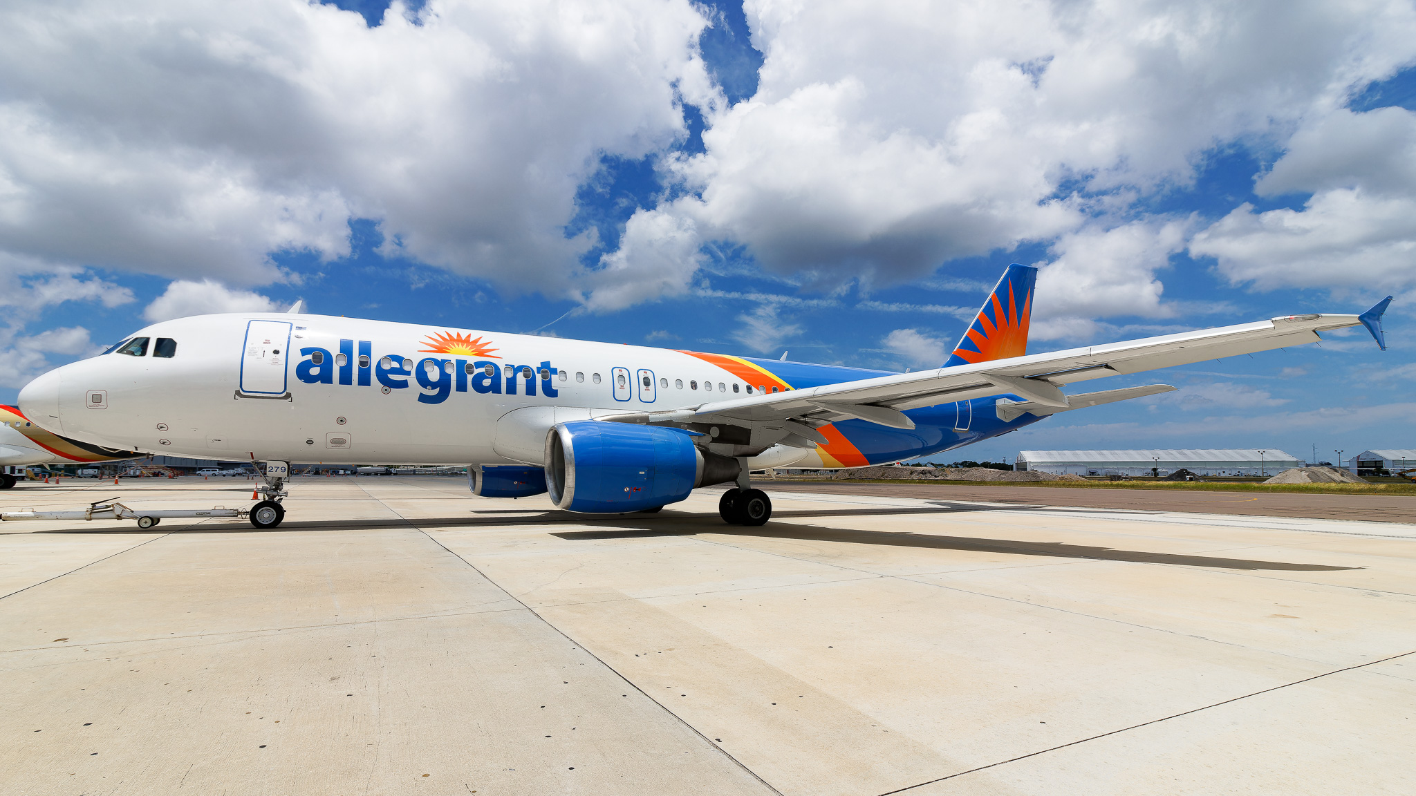 Full size: Allegiant Air Airbus A320 N279NV at St. Petersburg Clearwater International Airport