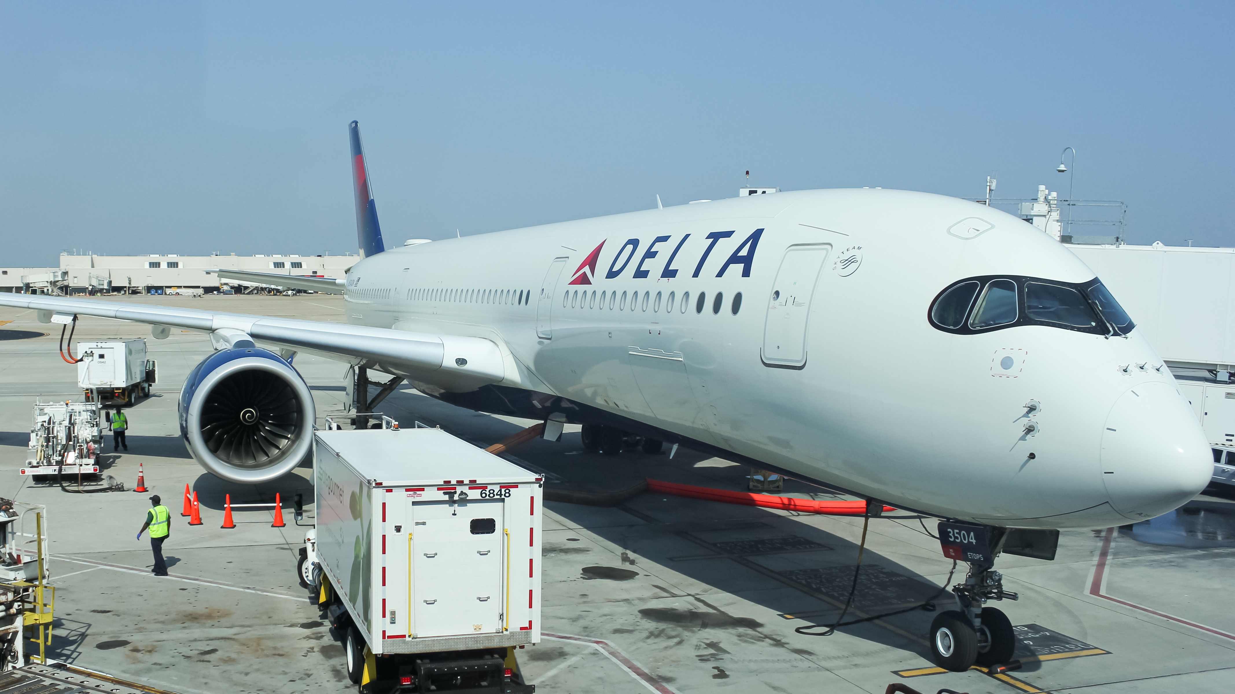Full size: Delta Airlines Airbus A350-900 N504DN at Hartsfield-Jackson Atlanta International Airport