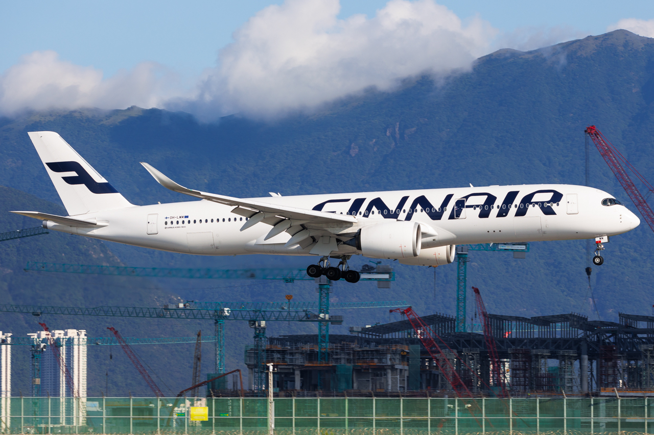 Full size: Finnair Airbus A350-900 OH-LWM at Hong Kong International Airport
