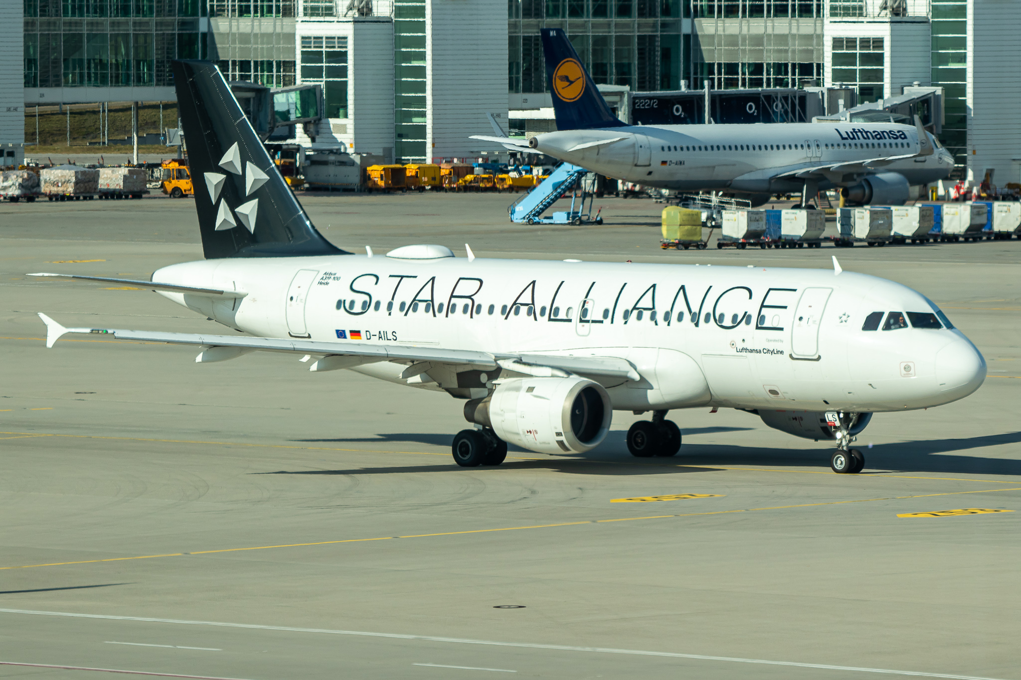 Full size: Lufthansa CityLine Airbus A319 D-AILS at Munich International Airport