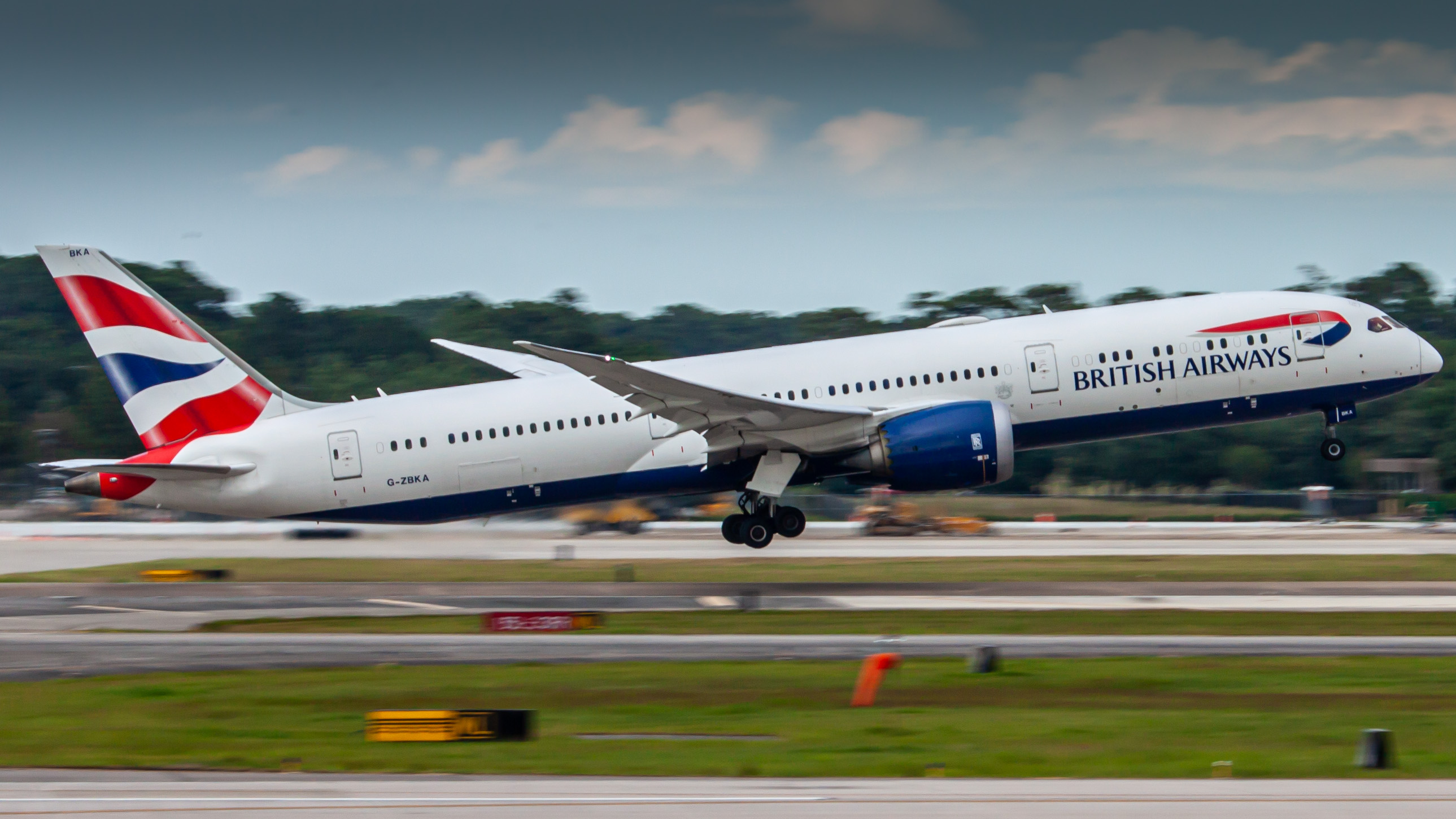 Full size: British Airways Boeing 787-9 G-ZBKA at Houston-George Bush Intercontinental Airport