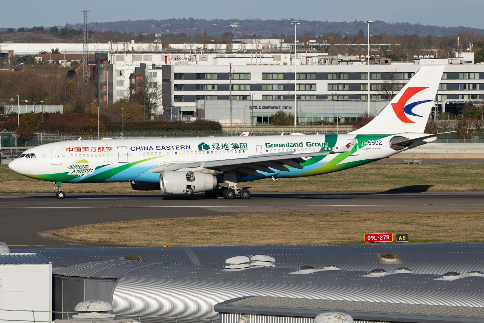 Full size: China Eastern Airlines Airbus A330-200 B-5902 at London Heathrow International Airport