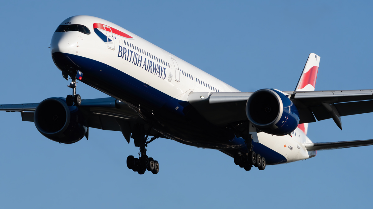 Full size: British Airways Airbus A350-1000 G-XWBO at London Heathrow International Airport