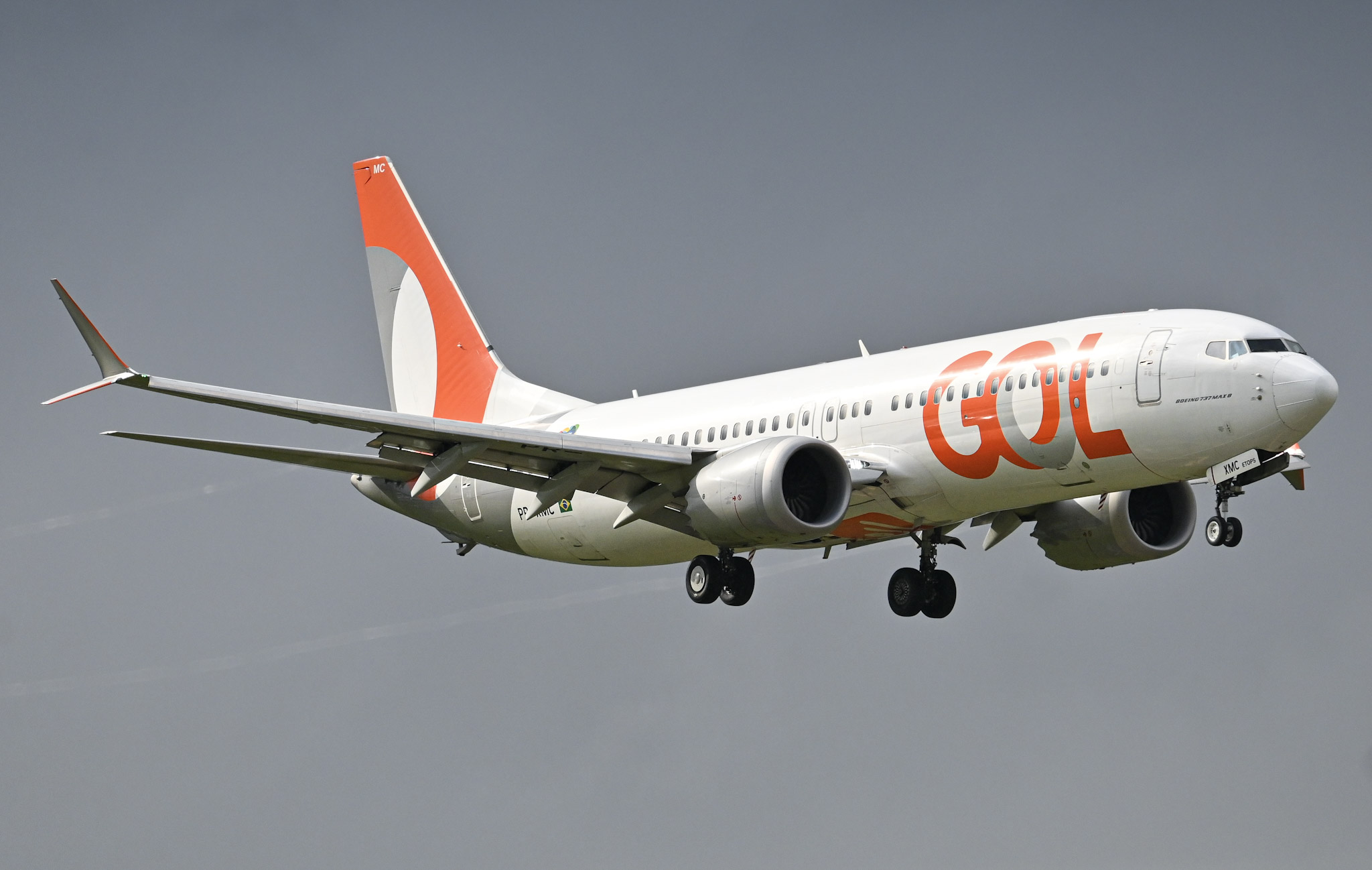 Full size: GOL Linhas Aereas Boeing 737 MAX 8 PR-XMC at Miami International Airport