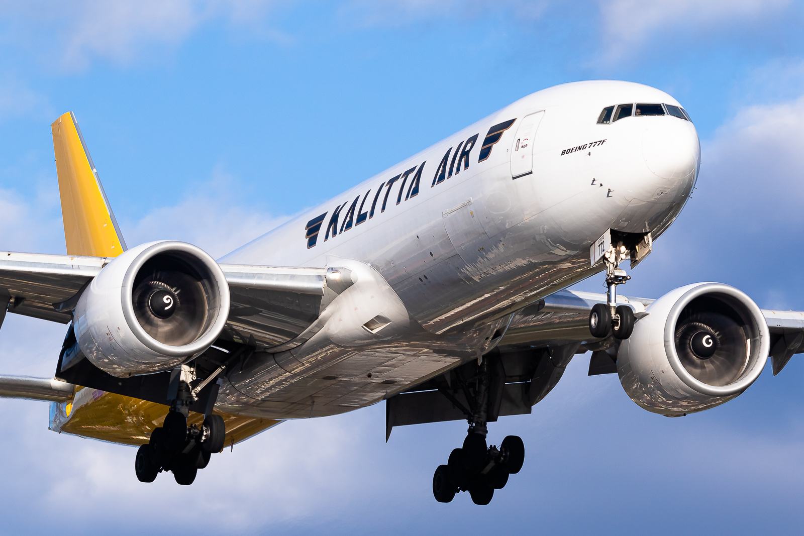 Full size: Kalitta Air Boeing 777-F N772CK at Sydney Kingsford Smith Airport