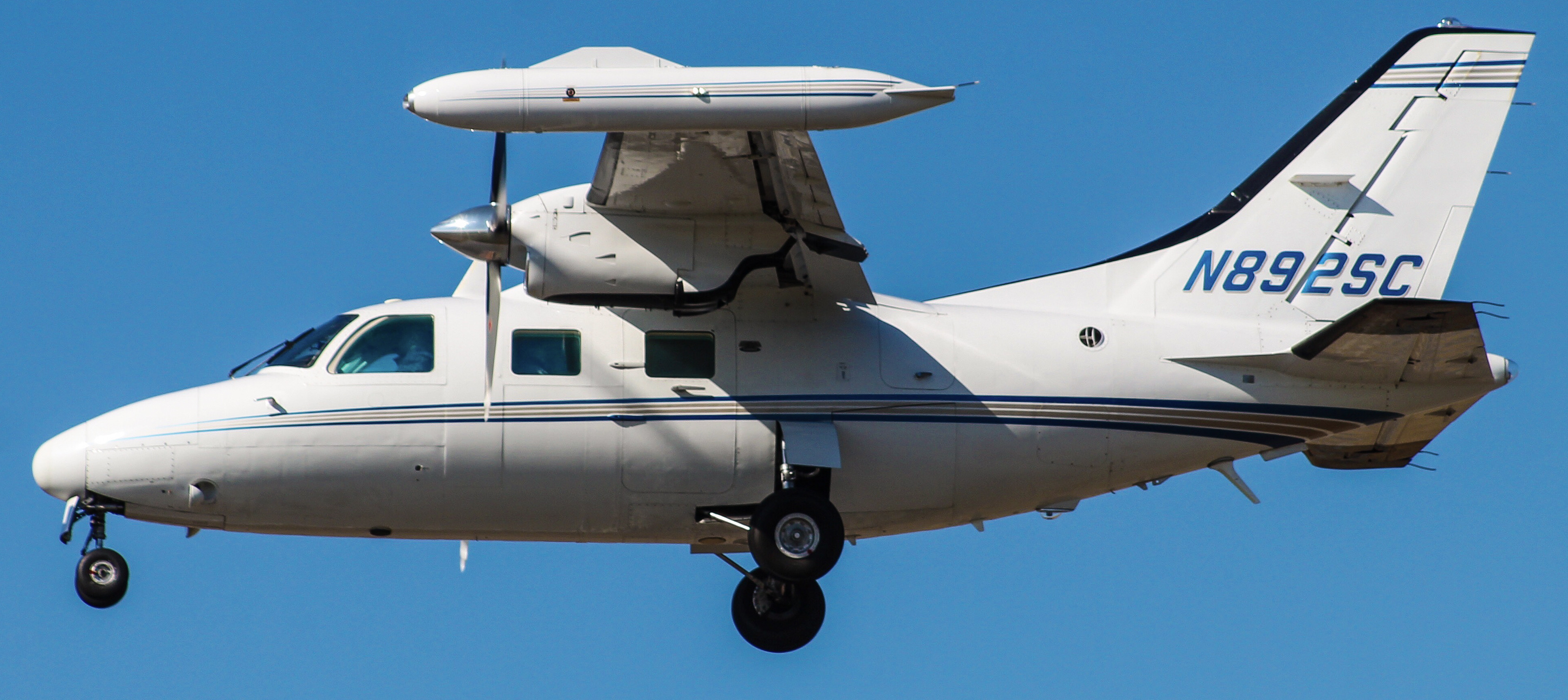 Full size: PRIVATE Mitsubishi MU-2  N892SC at Lancaster Airport
