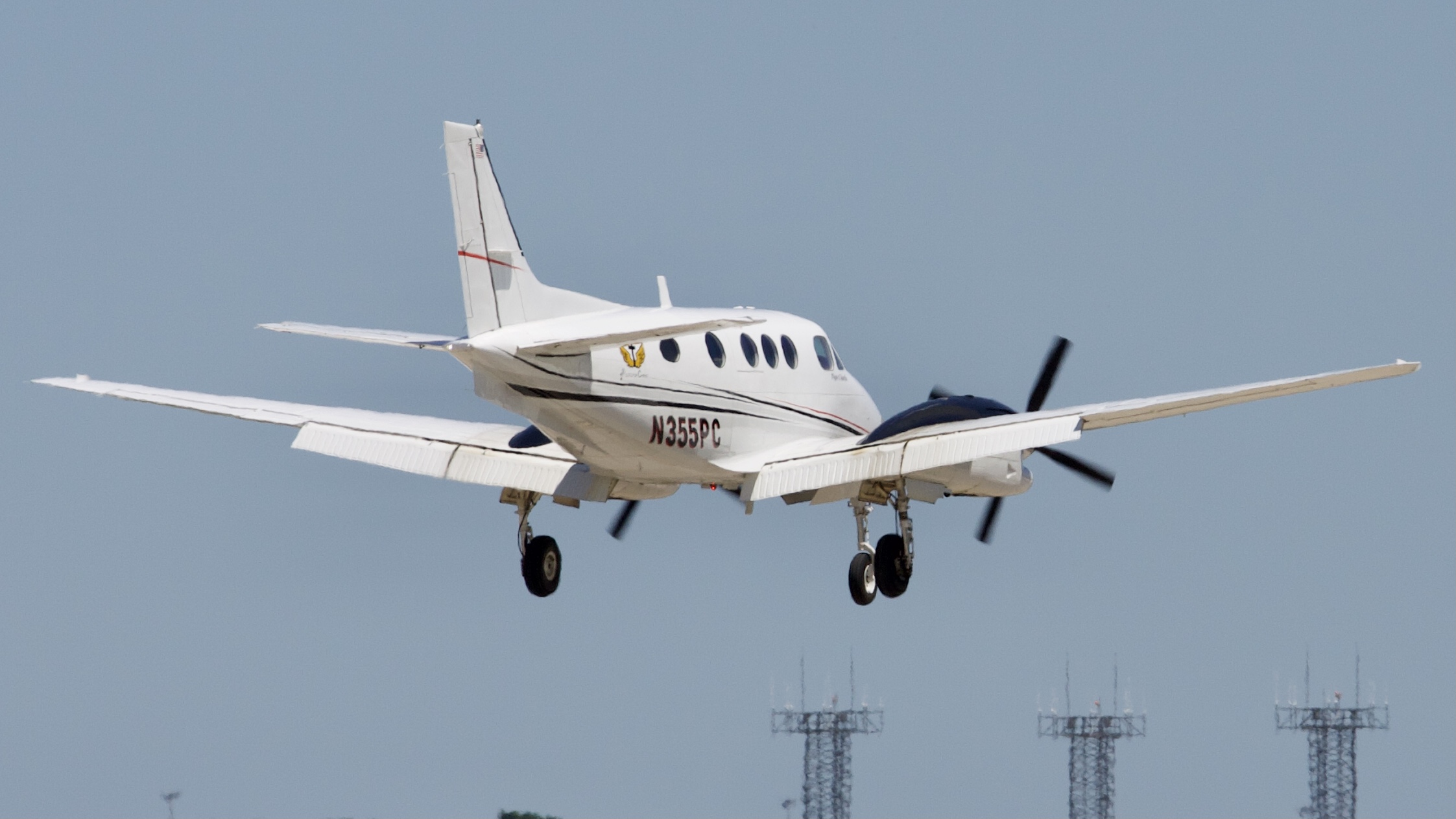 Full size: PRIVATE Beechcraft King Air C90 N355PC at William P Hobby Airport