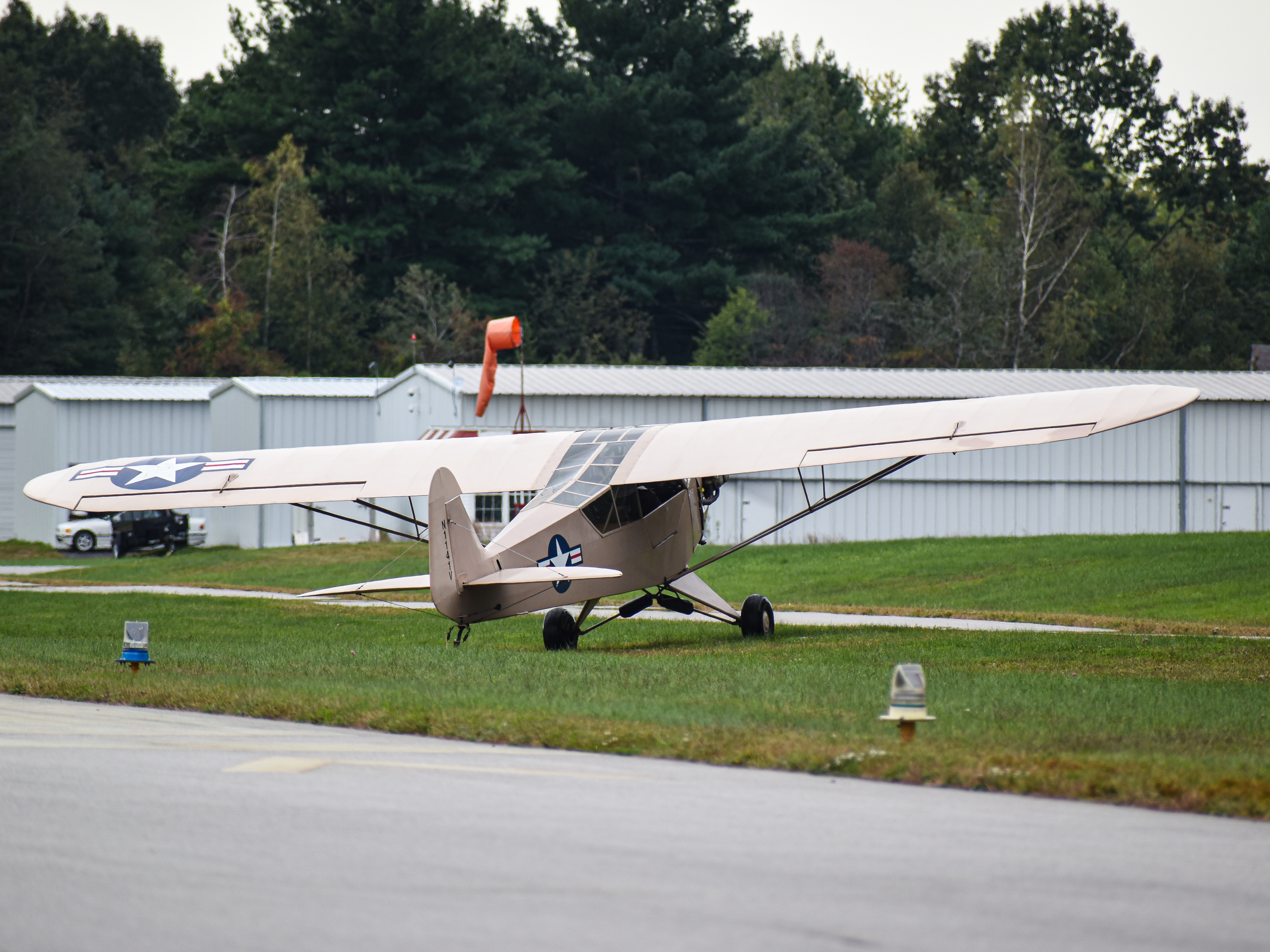 Full size: PRIVATE Piper J3 Cub N1141V at 