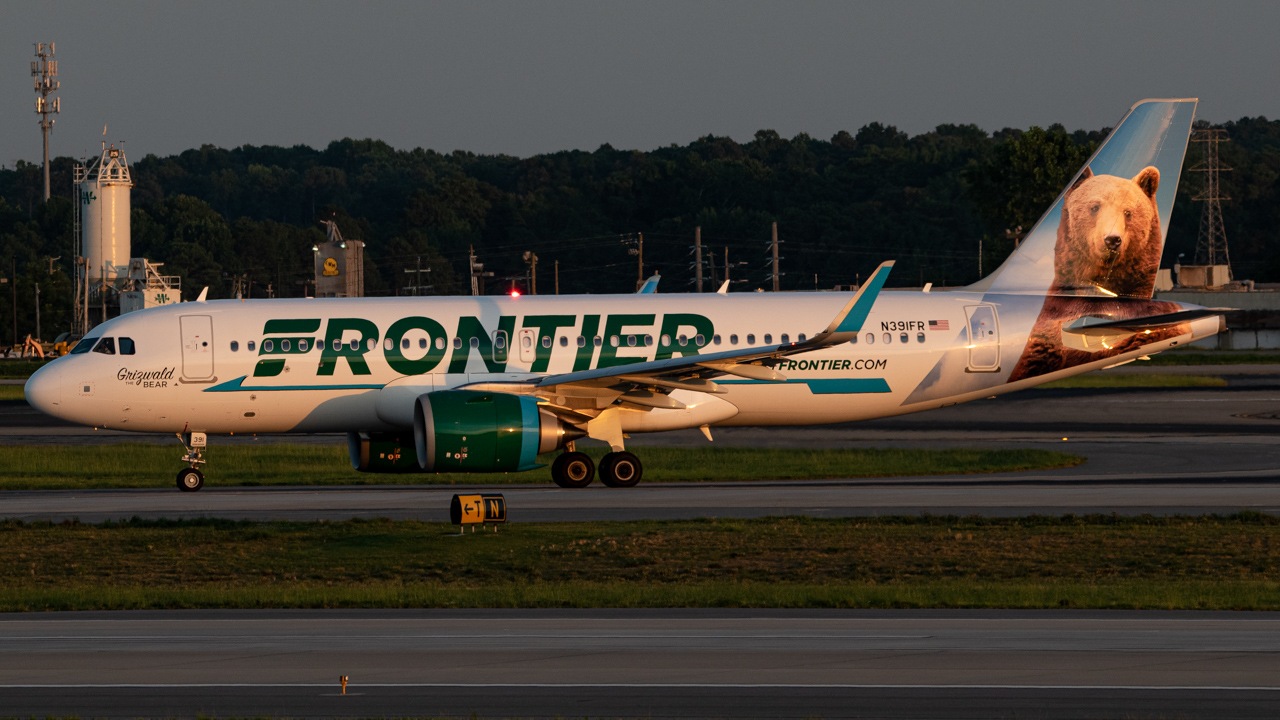 Full size: Frontier Airlines Airbus A320NEO N391FR at Hartsfield-Jackson Atlanta International Airport